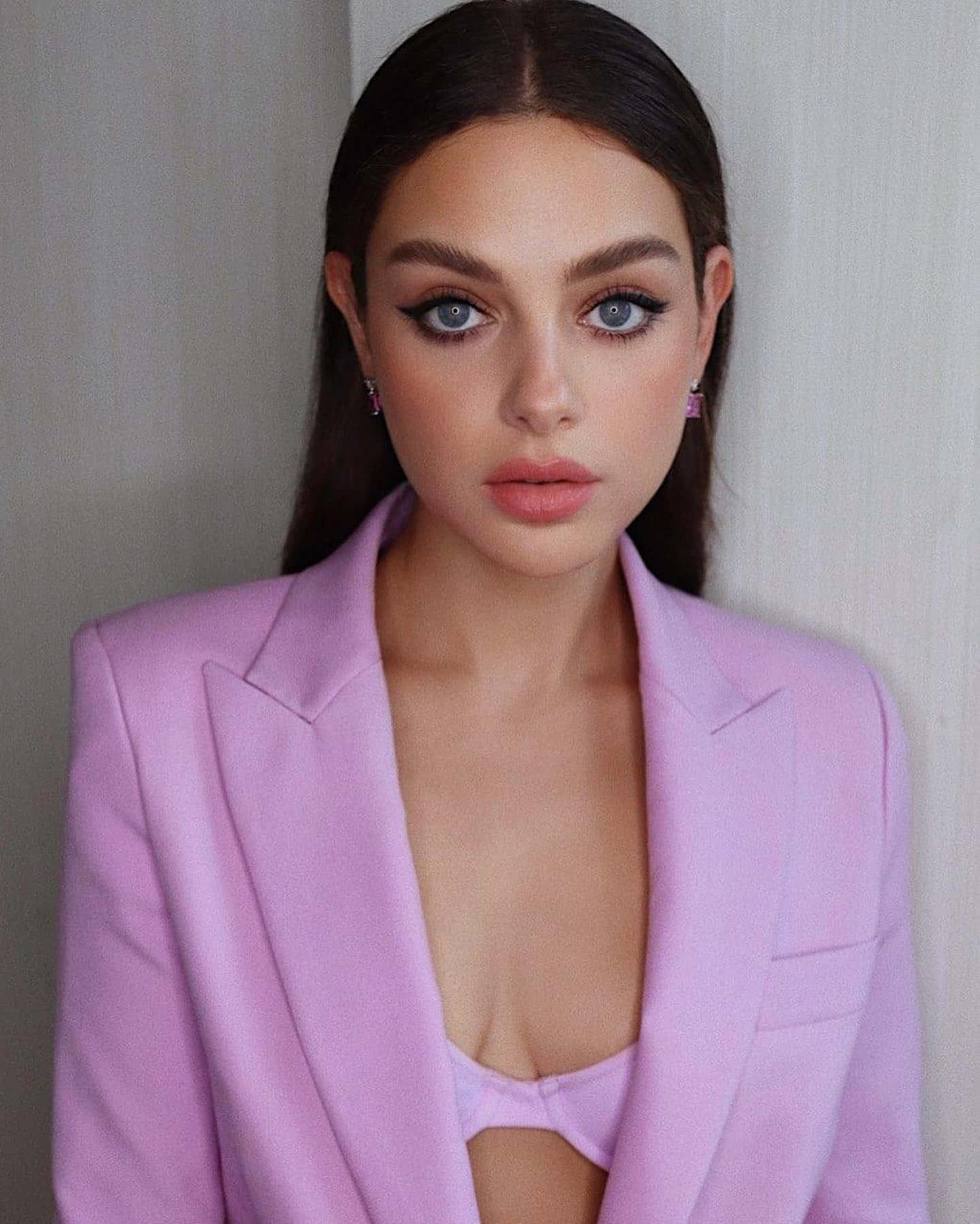 Odeya Rush, purple preppy coat, lavender blazer, HD Phone Wallpaper