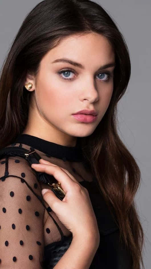 Odeya Rush, black polka-dot sheer top, striking blue eyes, SD Phone Wallpaper
