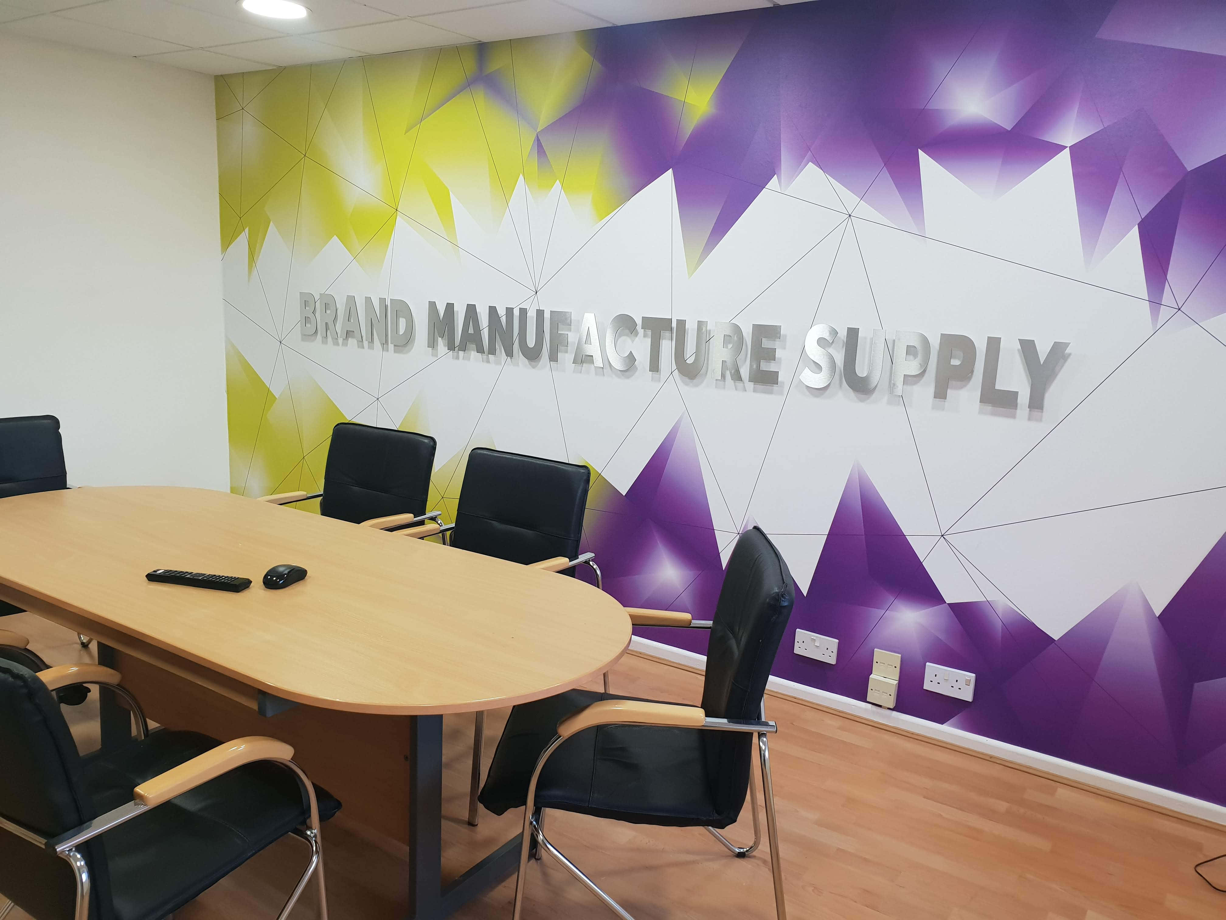 3D lettering, yellow purple and white, geometric wallpaper, 4K Desktop Wallpaper