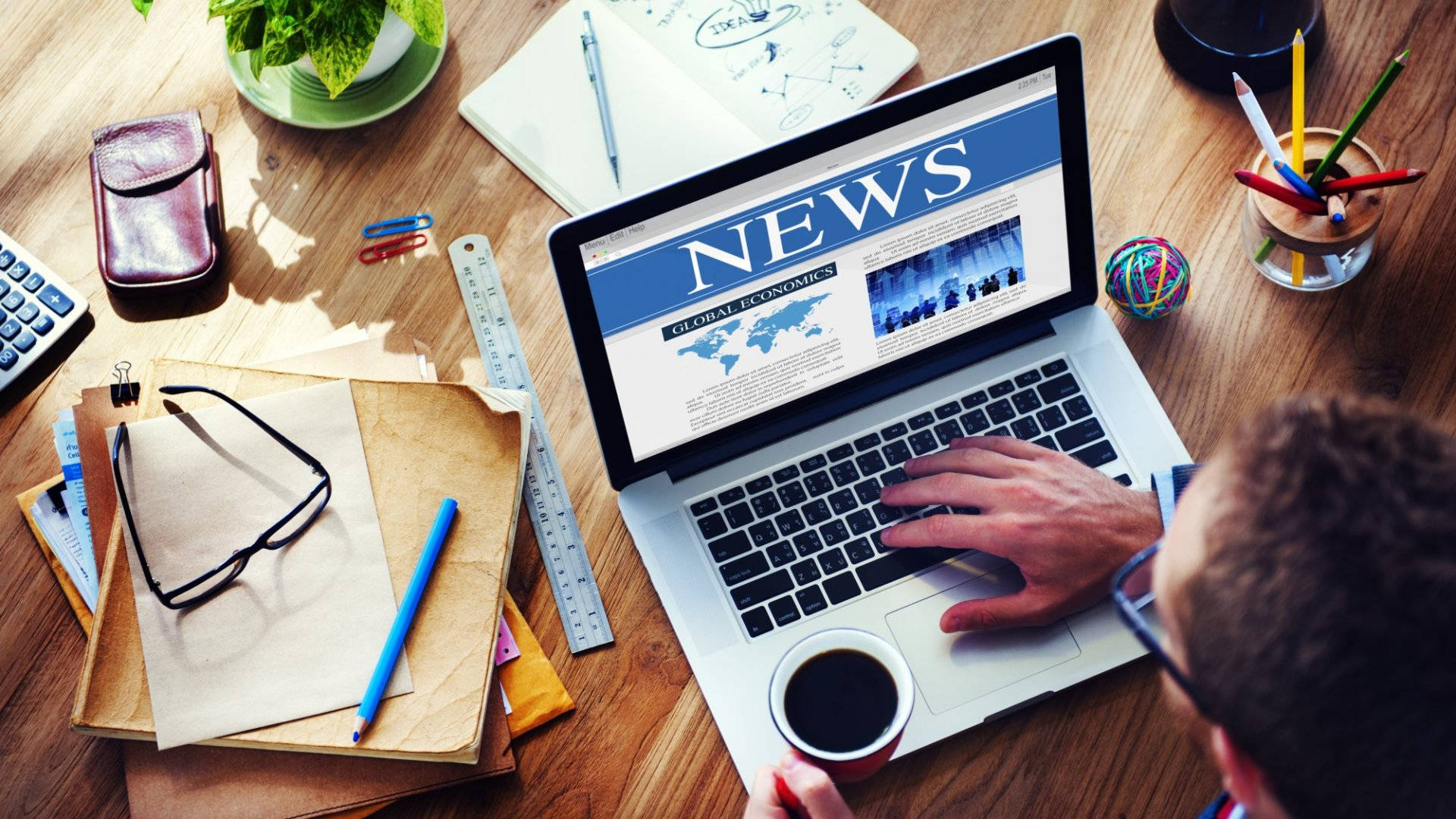 PR Officer, laptop, news website, Full HD Desktop Wallpaper