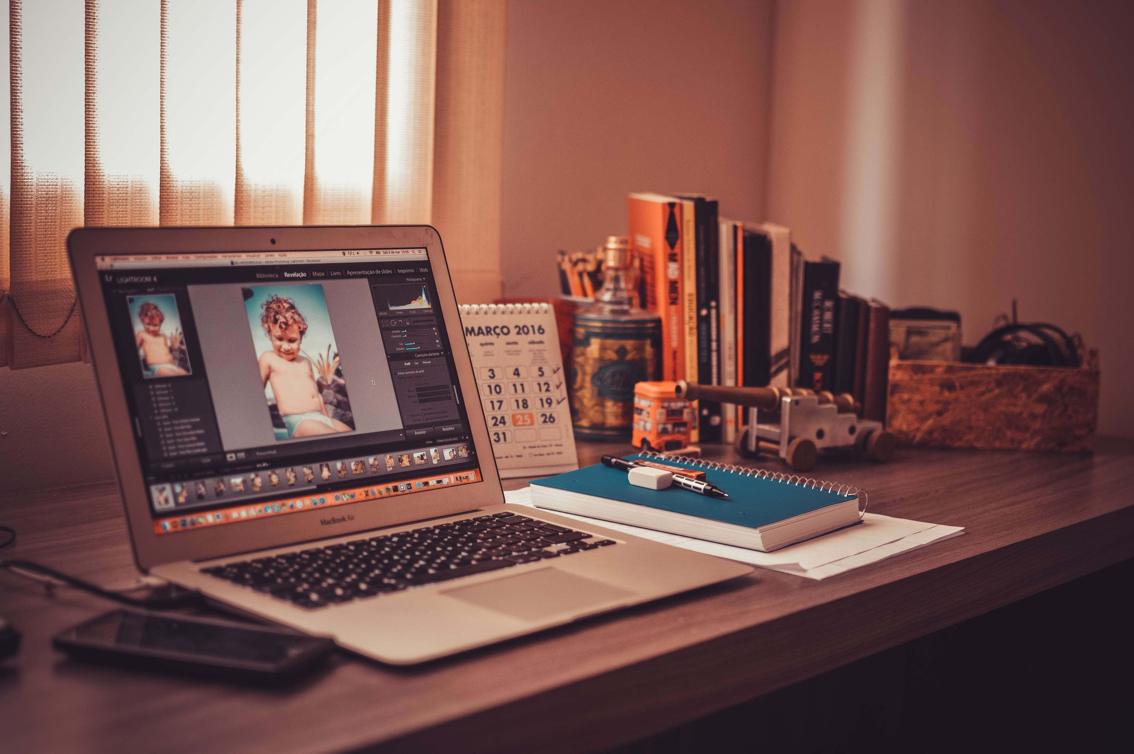 home office, wooden desk, laptop, 4K Desktop Wallpaper