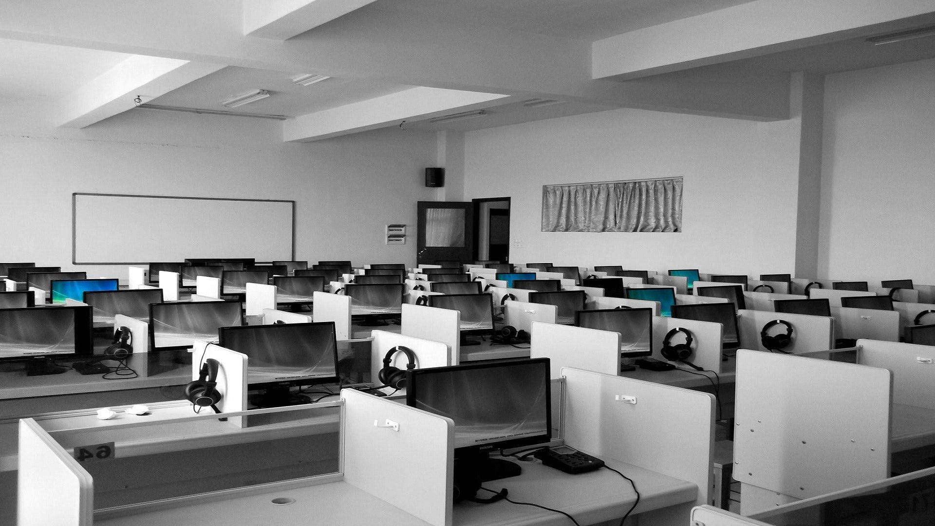 white office desks, black and white photo, empty computer lab, Full HD Desktop Wallpaper