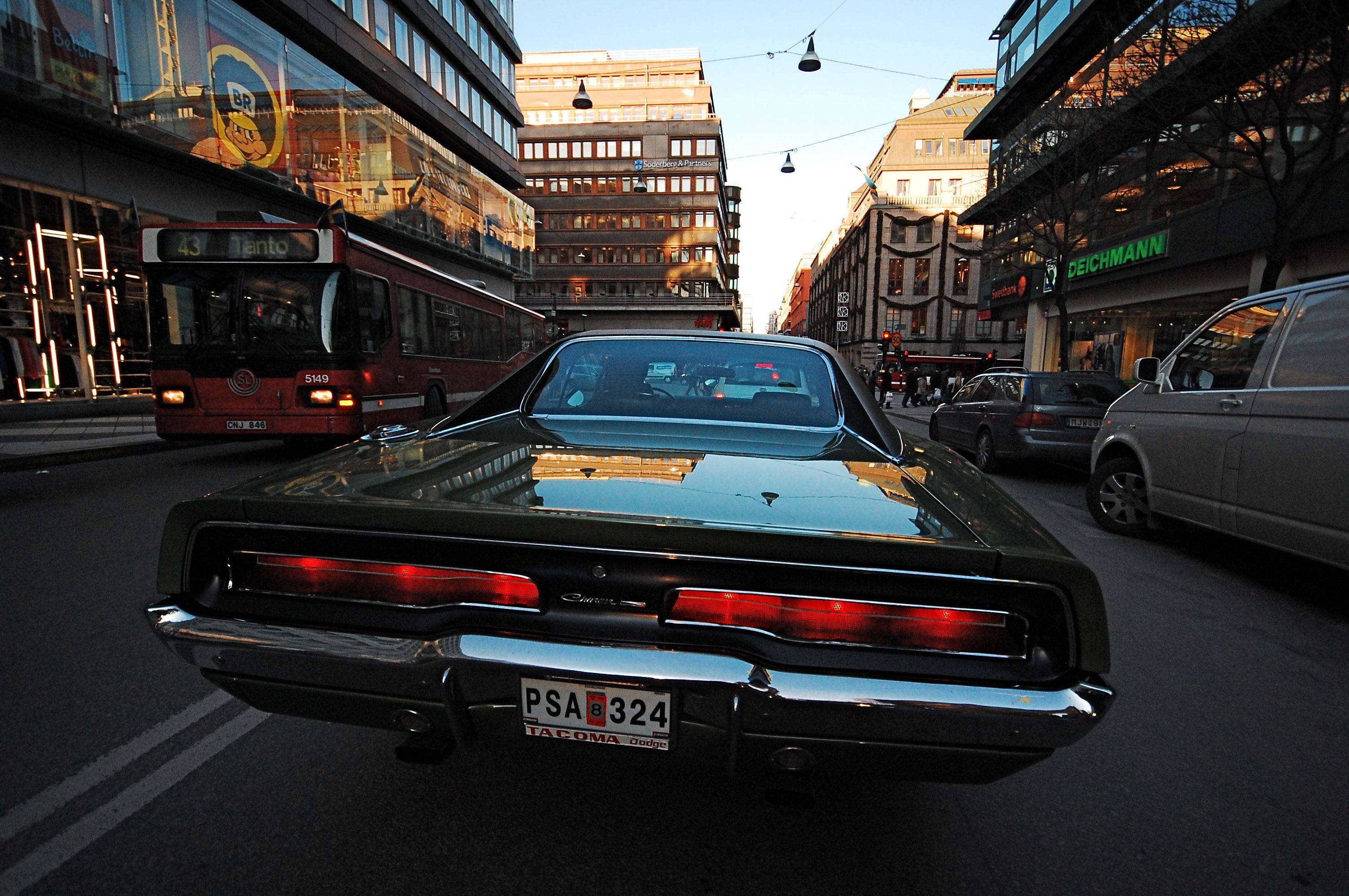 1969 Dodge Charger RT, black, glowing red taillights, 2K Desktop Wallpaper