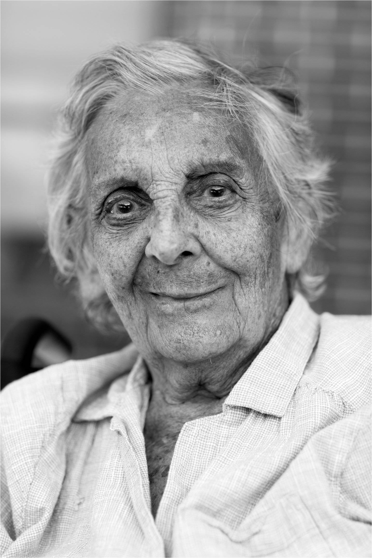 elderly woman, wrinkled skin, gentle smile, Full HD Phone Wallpaper