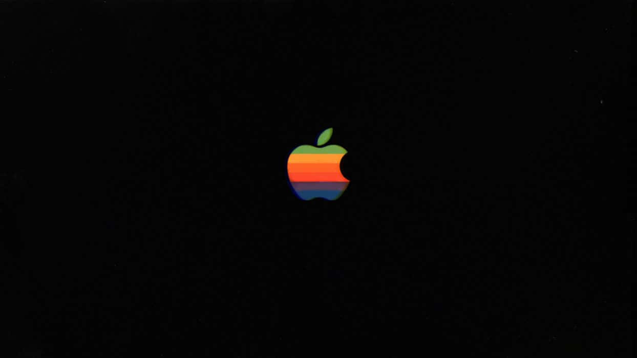 Old Mac, vintage rainbow Apple logo, black background, SD Desktop Wallpaper