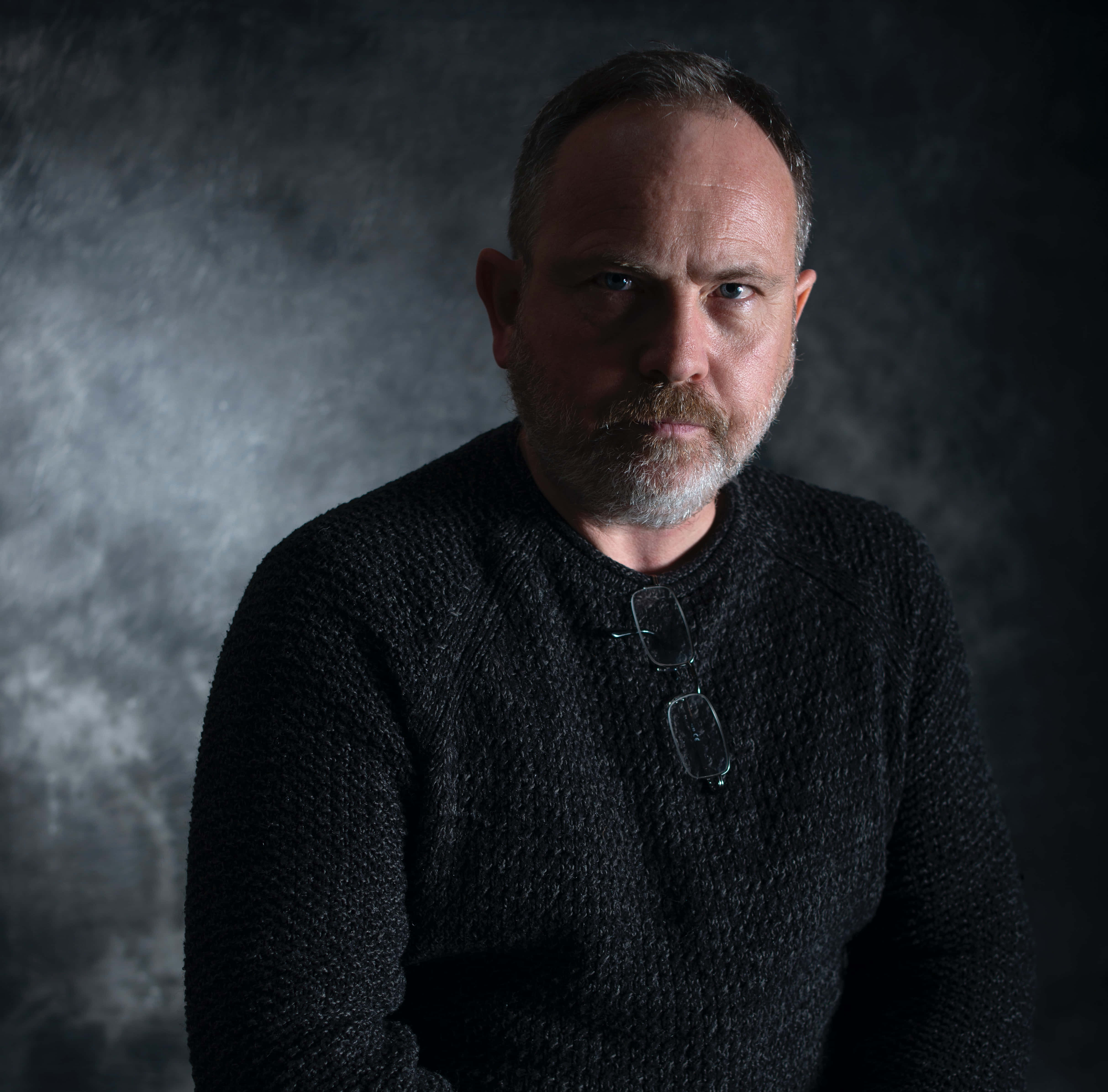 black sweater, graying beard, glasses, 4K Desktop Wallpaper