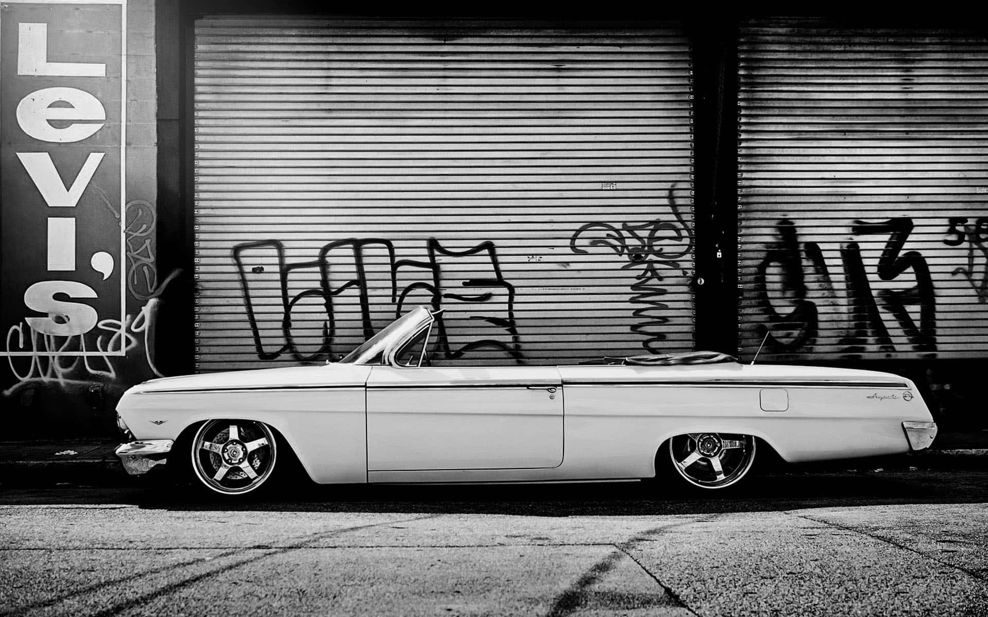 old school mobile, white convertible, graffiti-covered shutter, Full HD Desktop Wallpaper