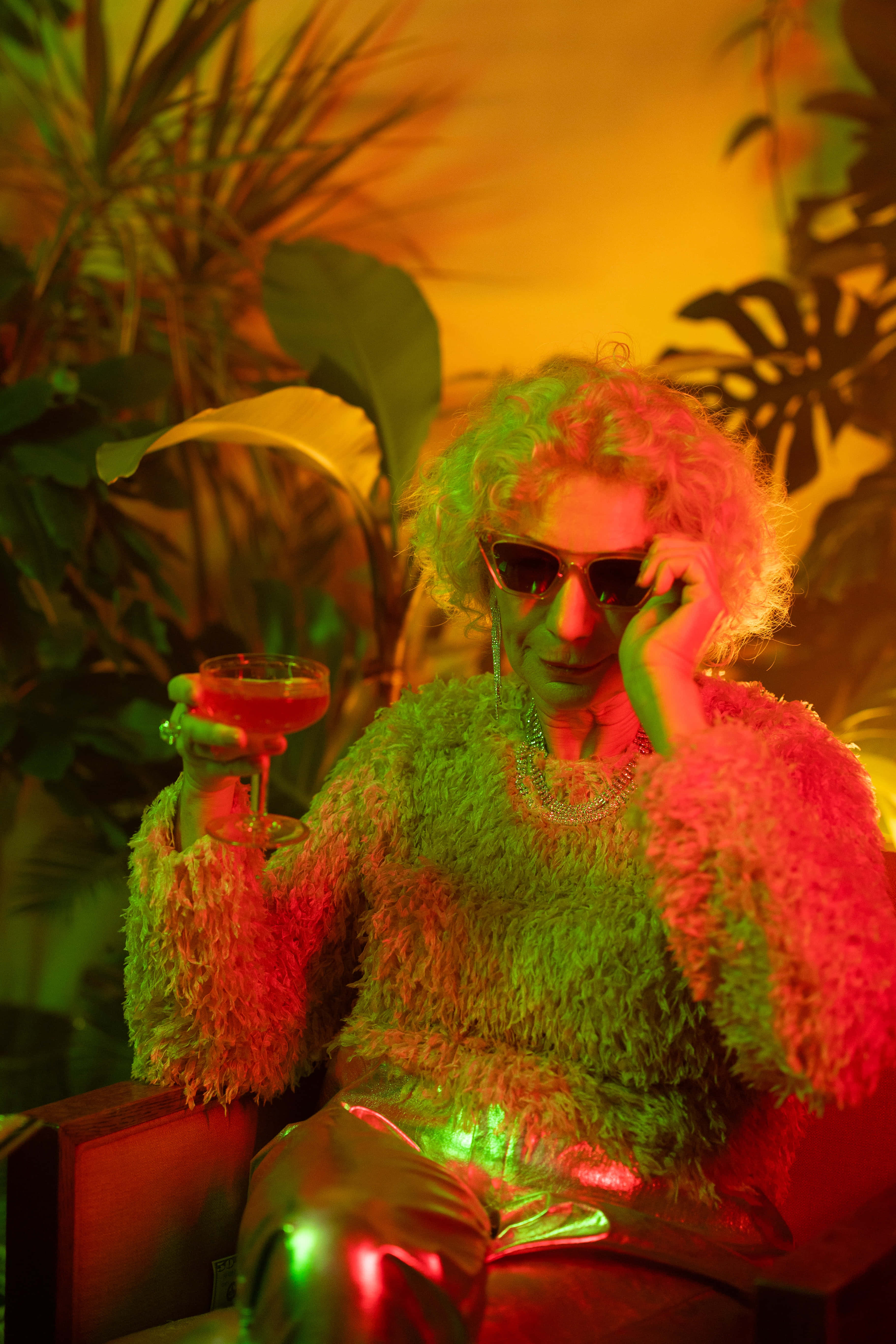 poised old lady, curly hair, sunglasses, 5K Phone Wallpaper