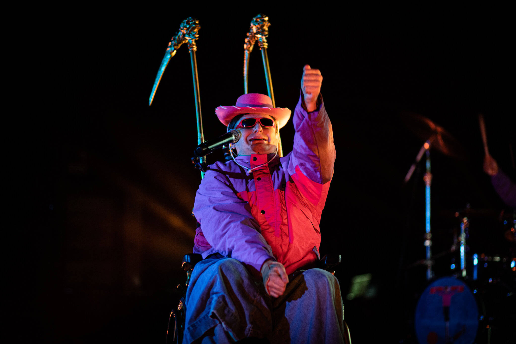 Oliver Tree, pink cowboy hat, sunglasses, Full HD Desktop Wallpaper