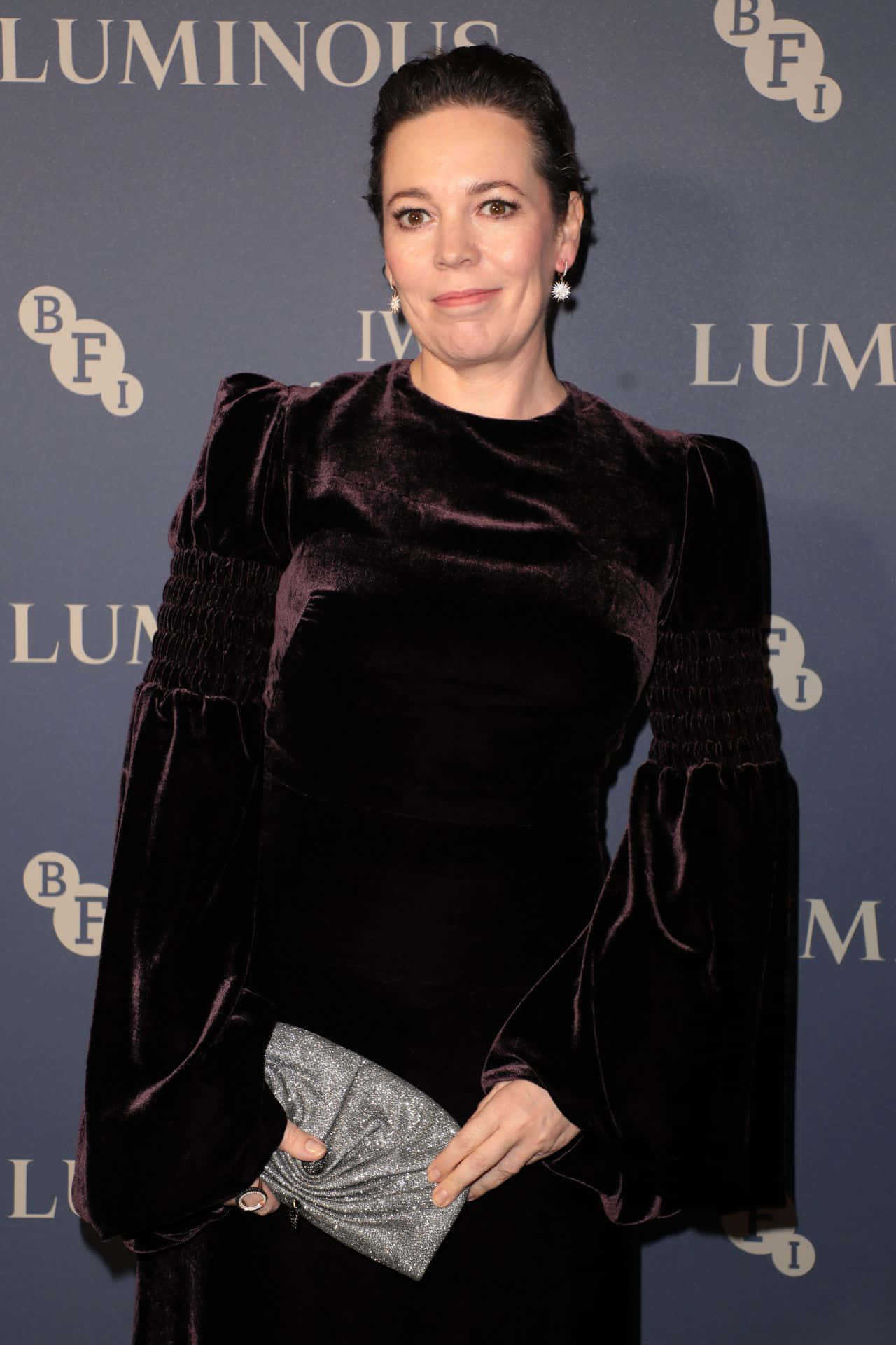 Olivia Colman, elegant evening gown, red carpet event, Full HD Phone Wallpaper