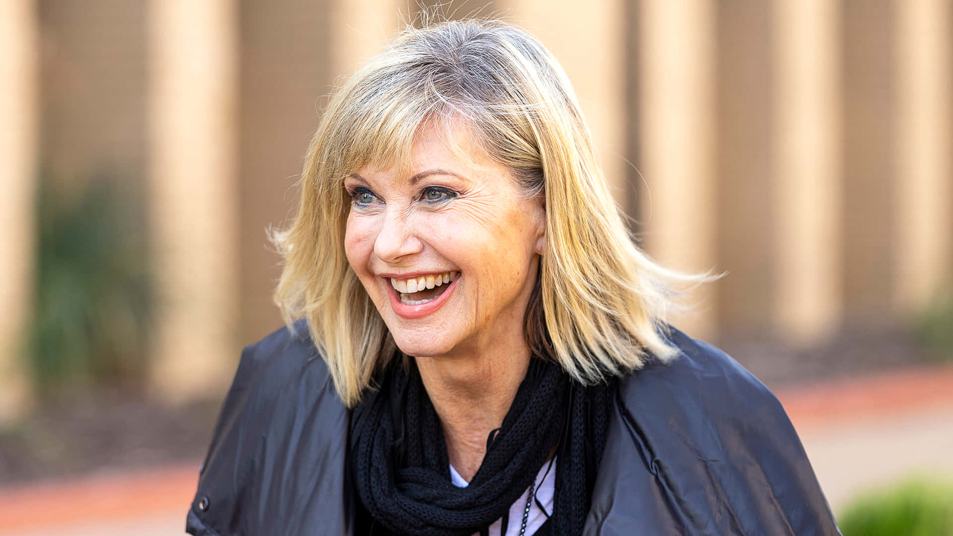 Olivia Newton John, blonde hair, black jacket, Full HD Desktop Wallpaper