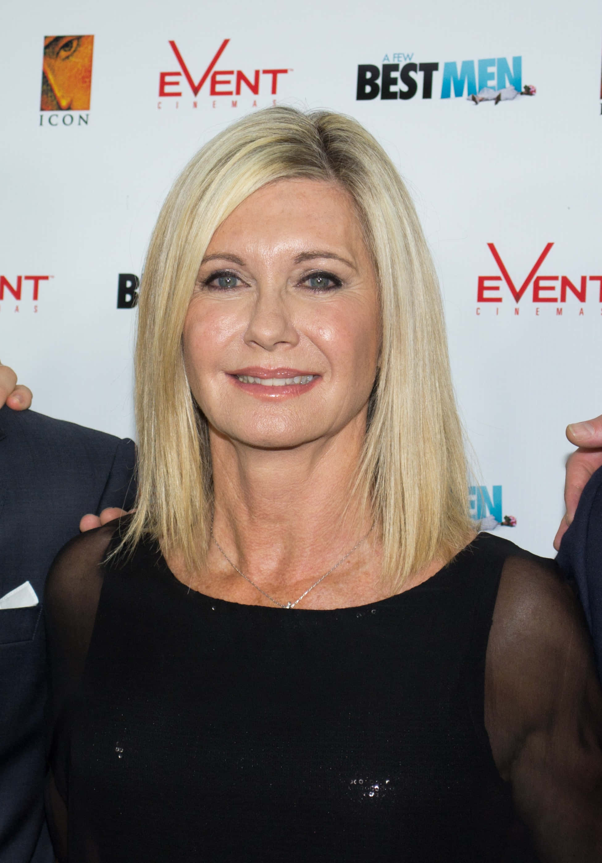 Olivia Newton John, black sheer top, red carpet event, 2K Phone Wallpaper