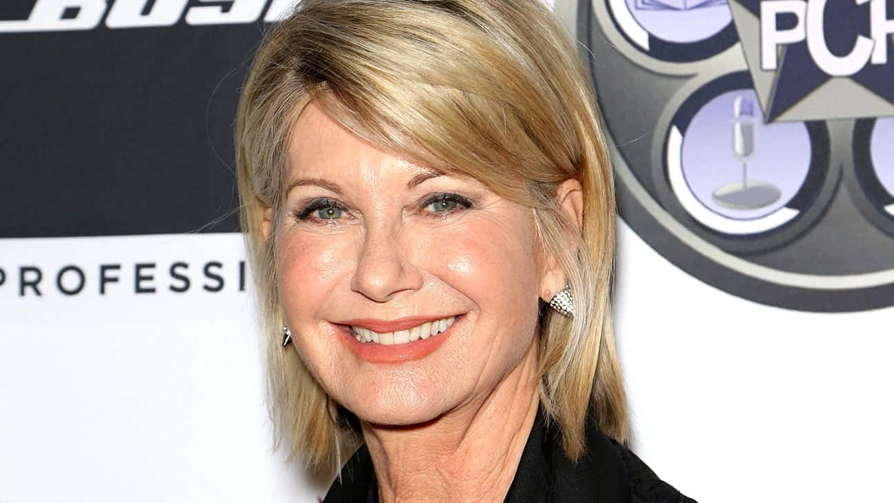 Olivia Newton John, blonde woman, short hair, HD Desktop Wallpaper