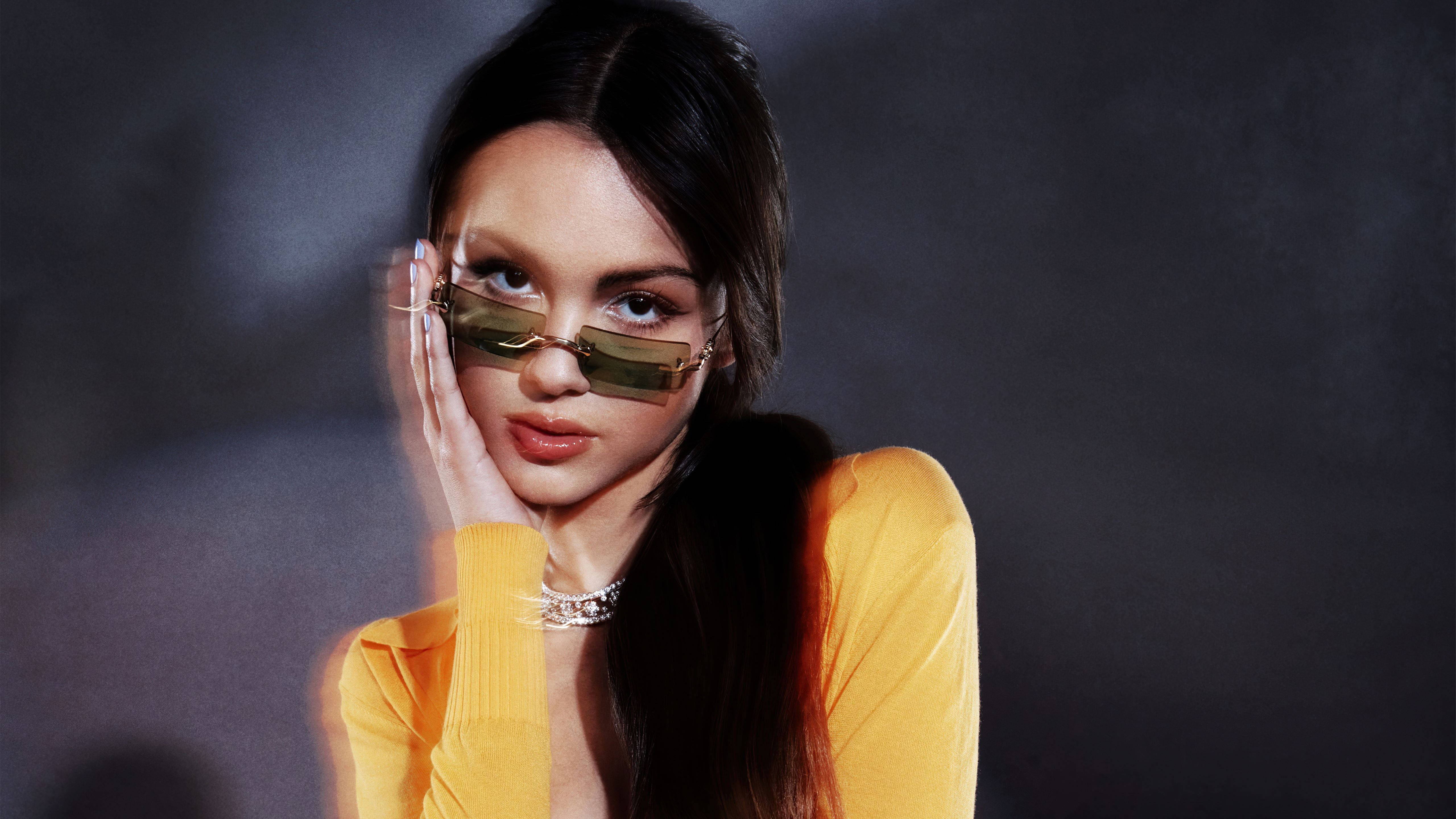 Olivia Rodrigo, yellow dress, nylon, 5K Desktop Wallpaper