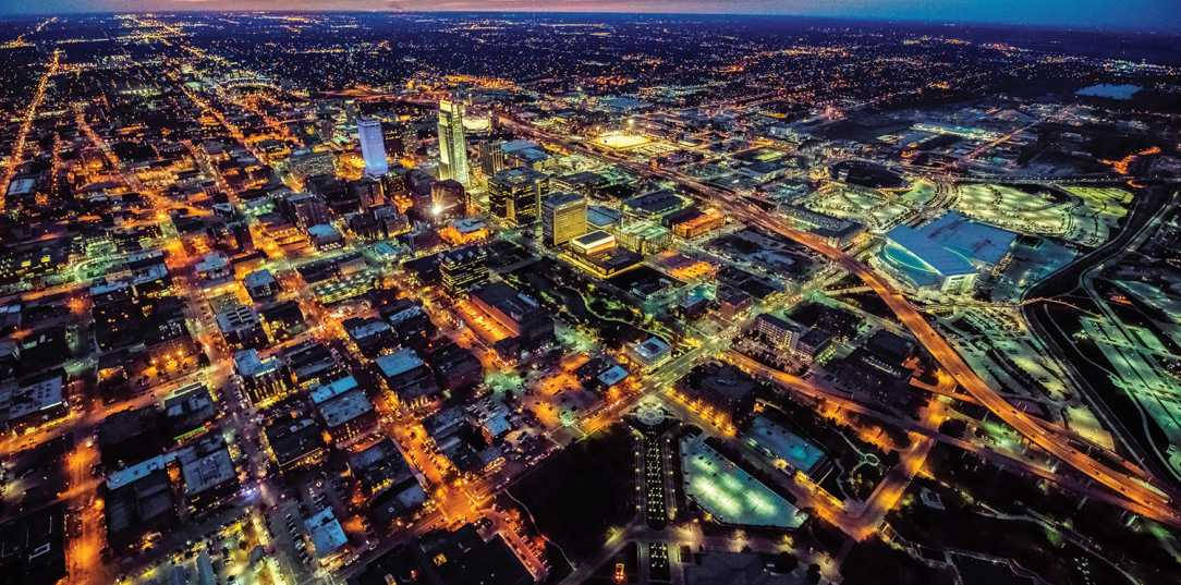 Omaha, dusk, glowing streetlights, SD Desktop Wallpaper