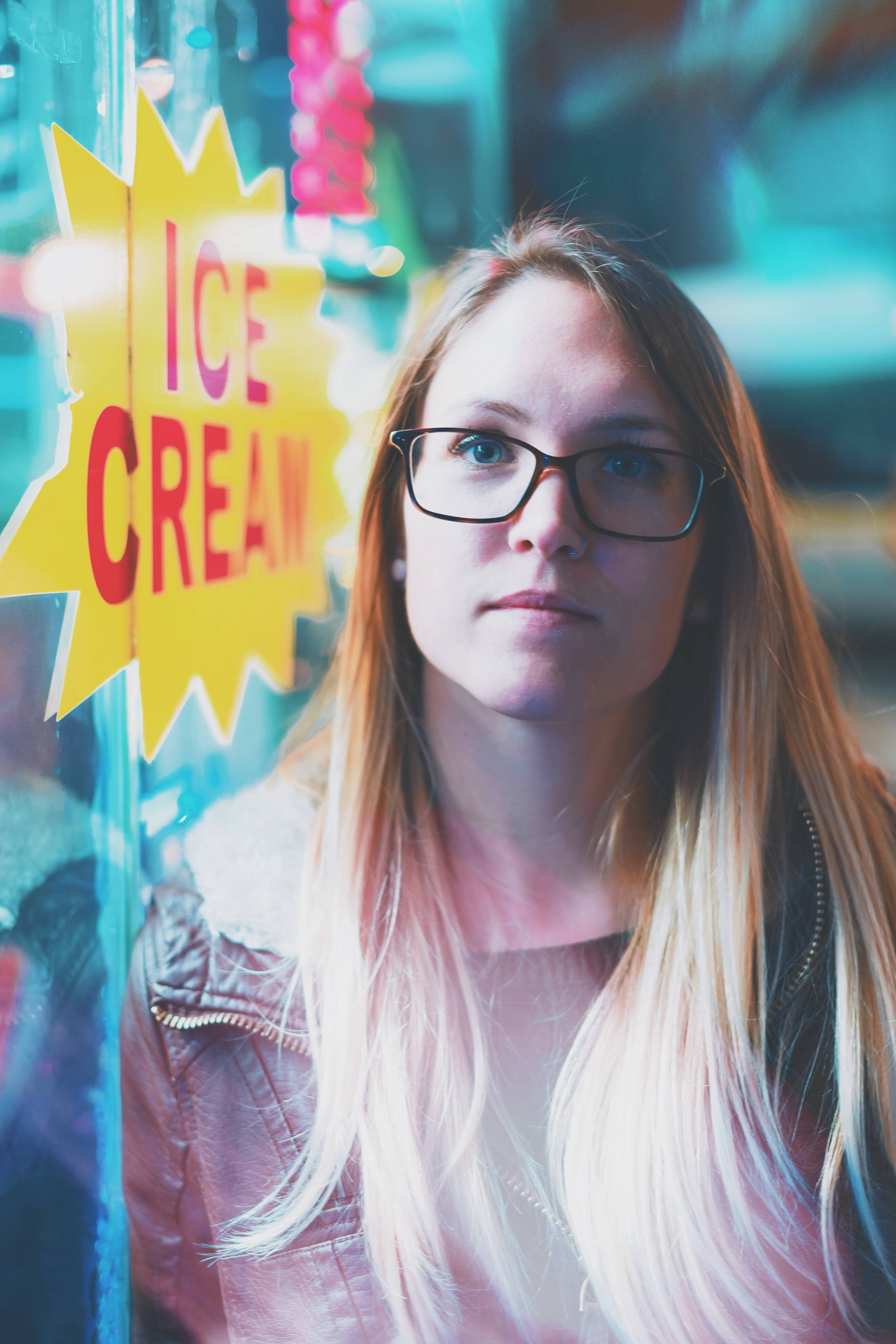 ombre hair, glasses, glass window, 4K Phone Wallpaper