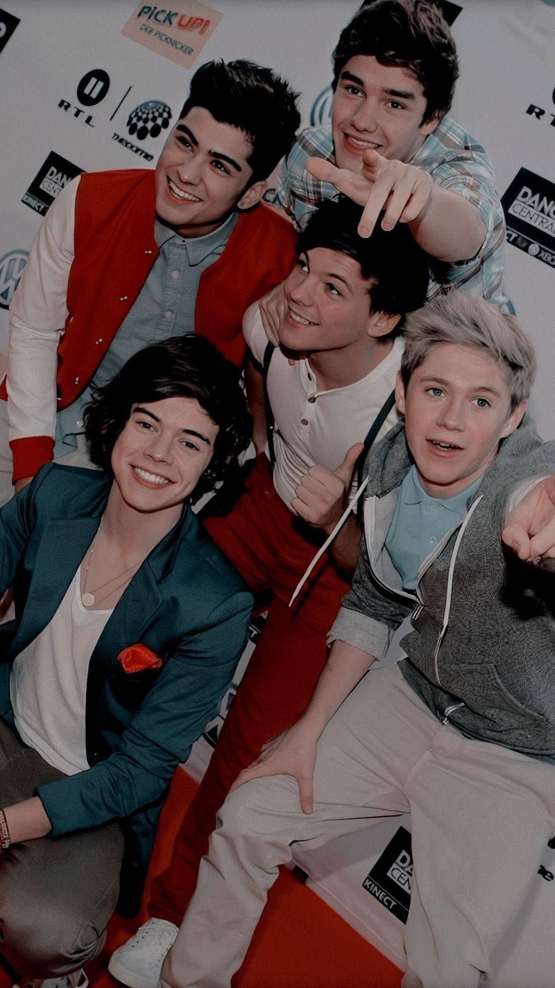 One Direction Aesthetic, red carpet, branded event backdrop, Full HD Phone Wallpaper