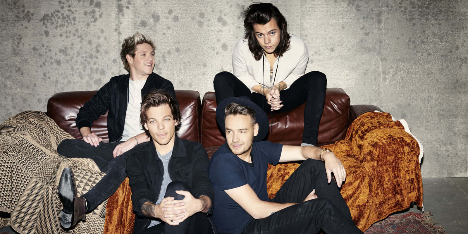 One Direction, laptop, brown leather sofa, HD Desktop Wallpaper