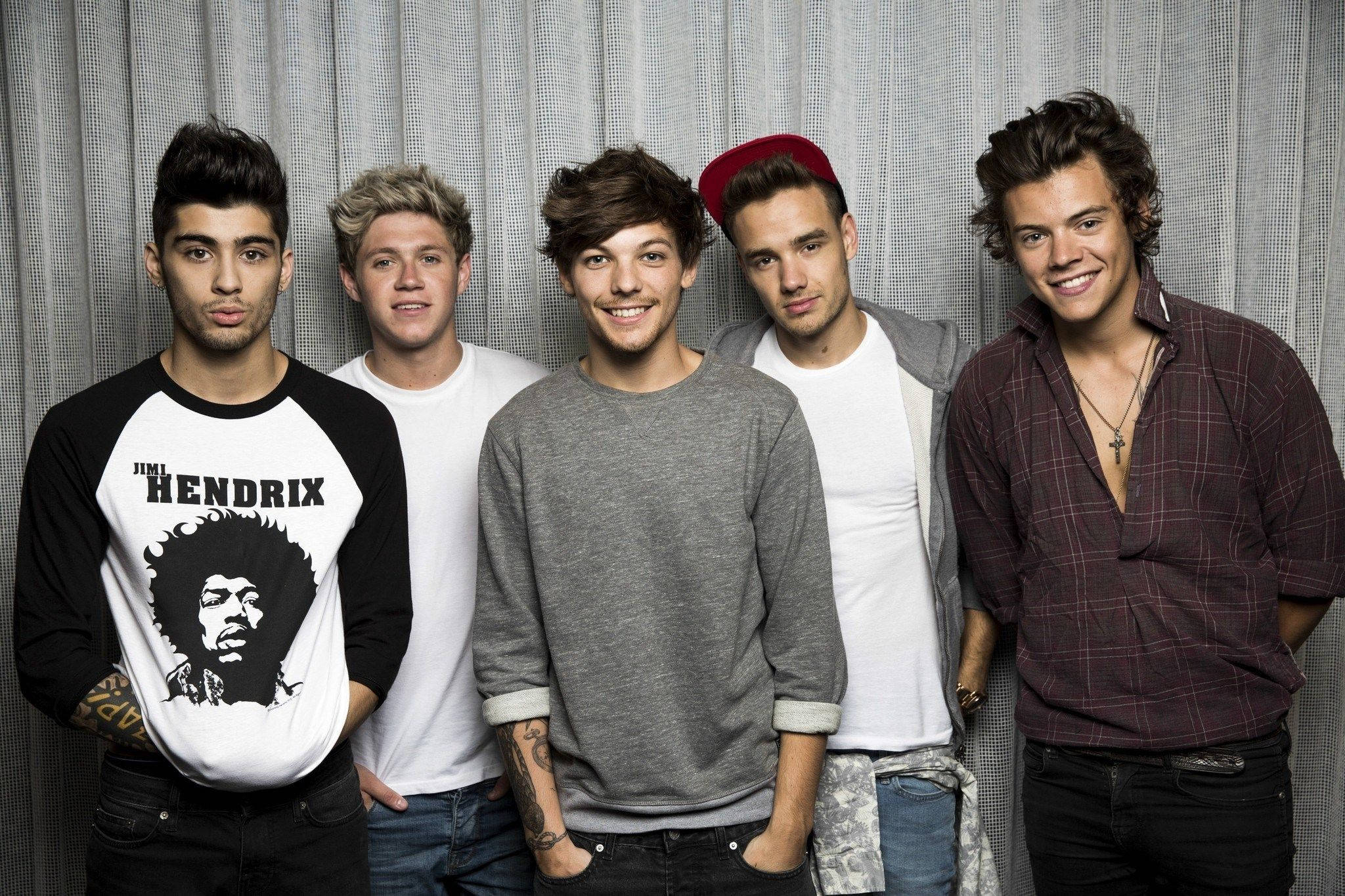 One Direction, gray textured backdrop, five young men, Full HD Desktop Wallpaper