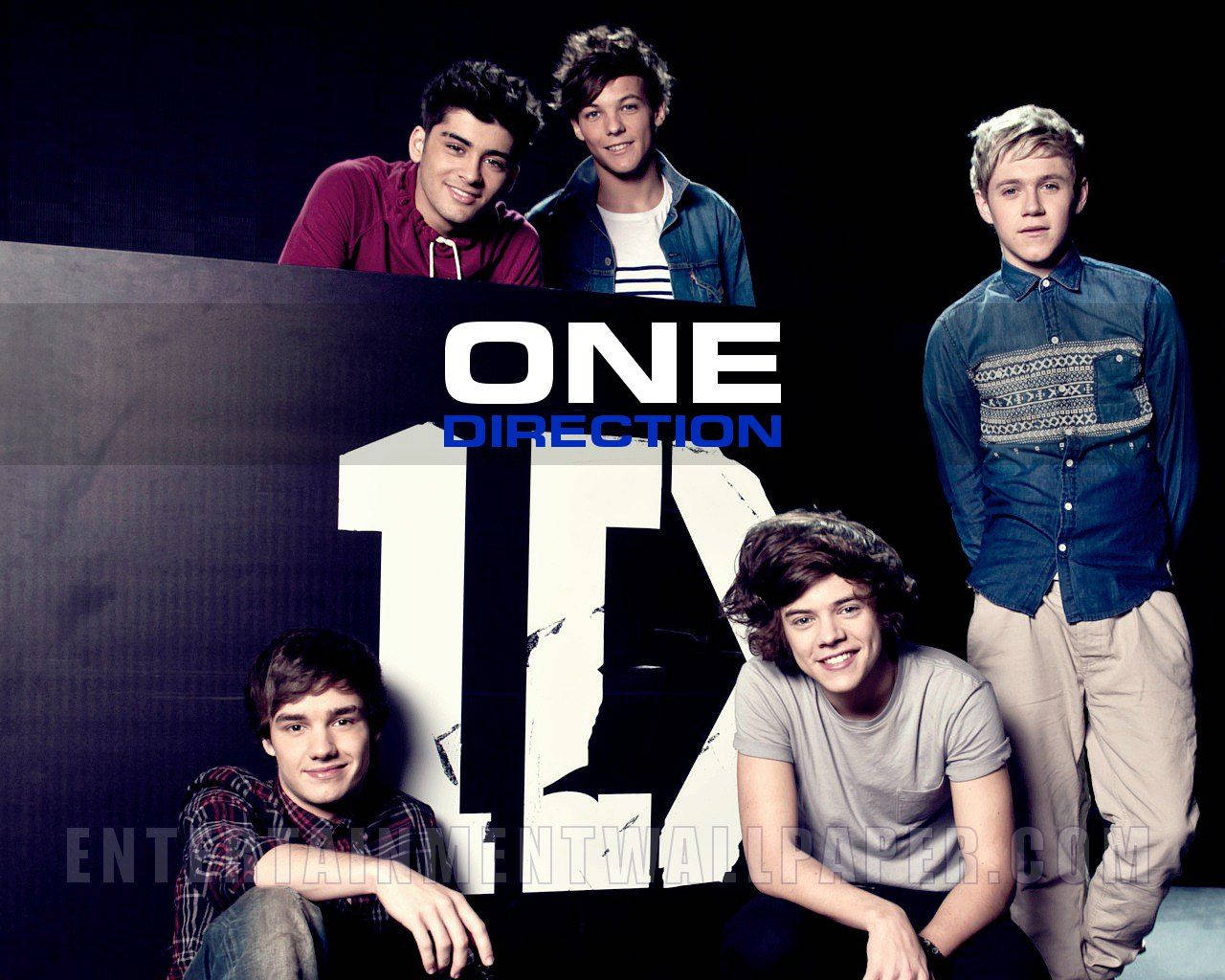 One Direction, 1D, dark studio backdrop, HD Desktop Wallpaper