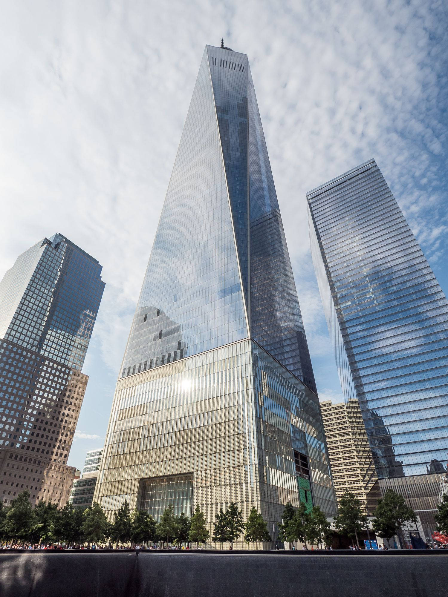 One World Trade Center, glass skyscraper, reflective facade, Full HD Phone Wallpaper