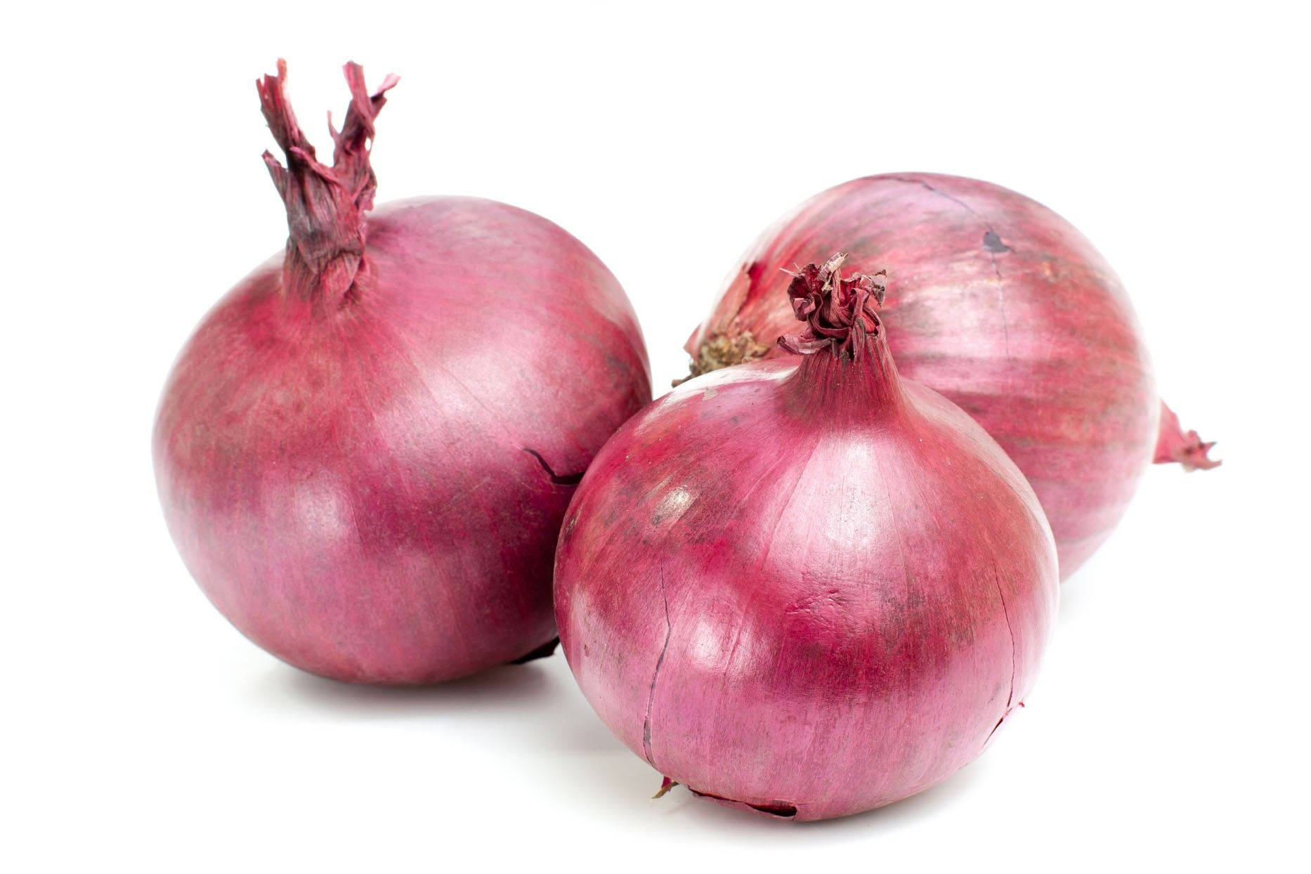 glossy red onions, papery skins, dried stems, HD Desktop Wallpaper