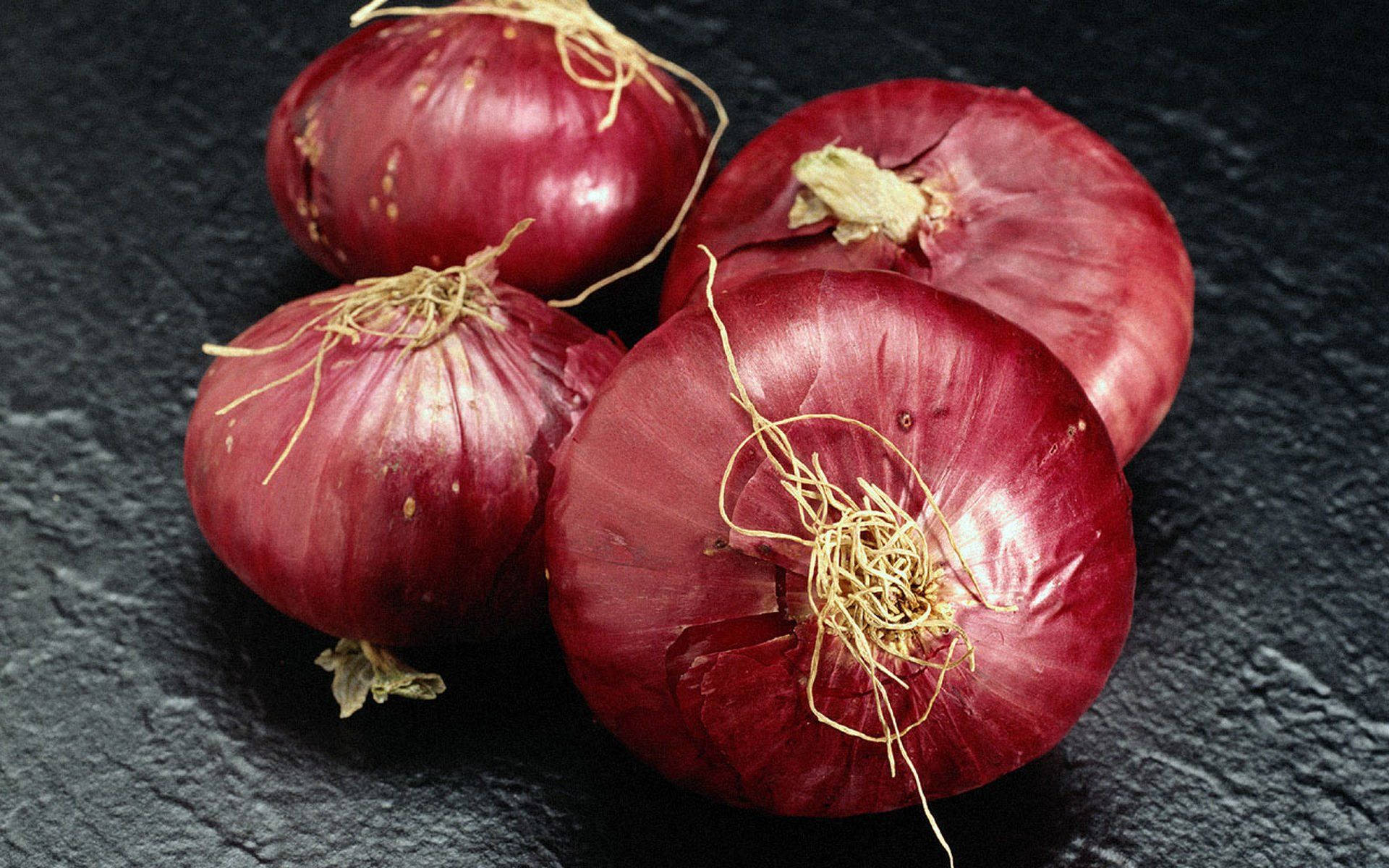 four red onions, glossy red onions, dried roots, Full HD Desktop Wallpaper