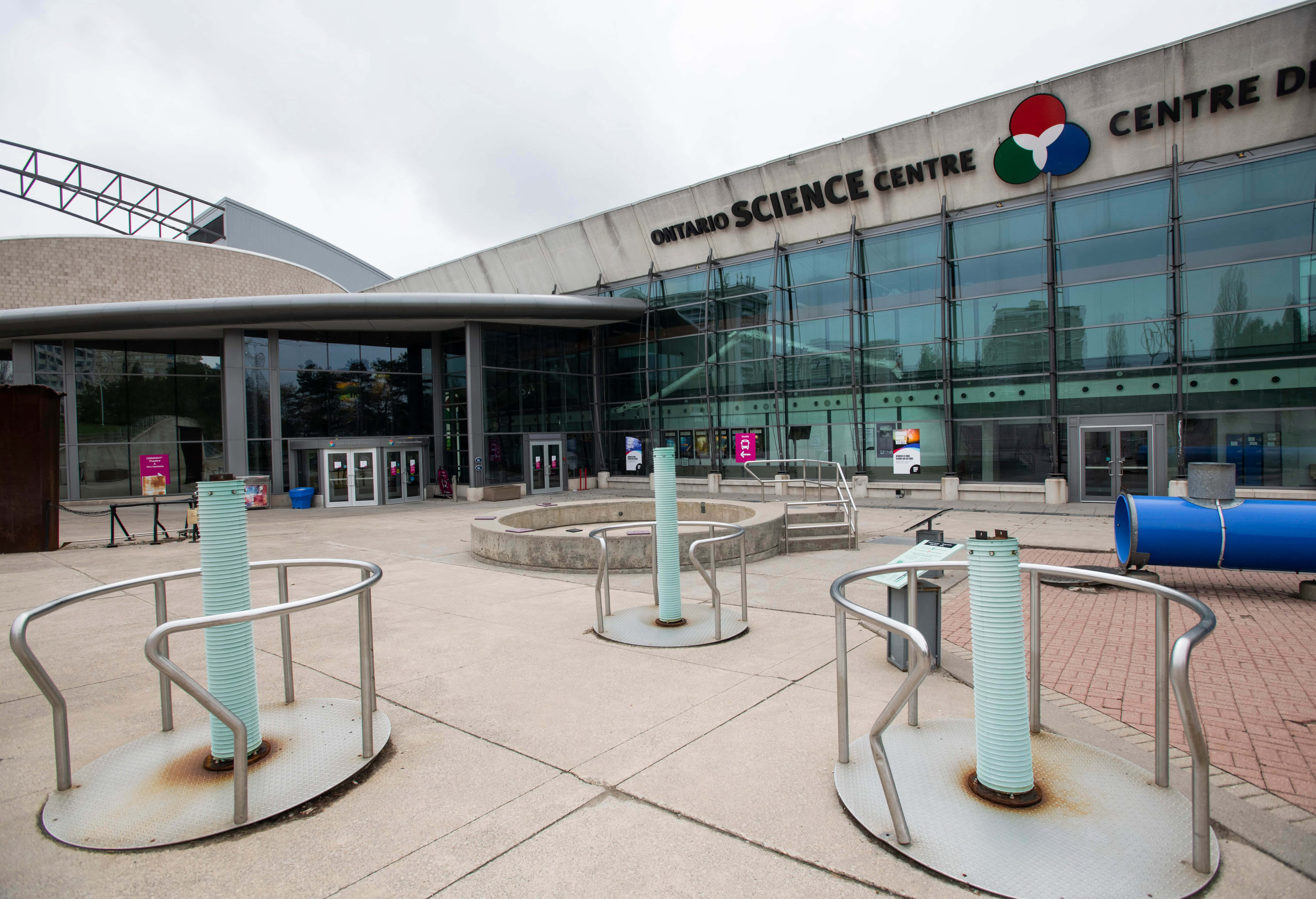 Ontario Science Centre, glass-fronted, interactive outdoor exhibits, 5K Desktop Wallpaper