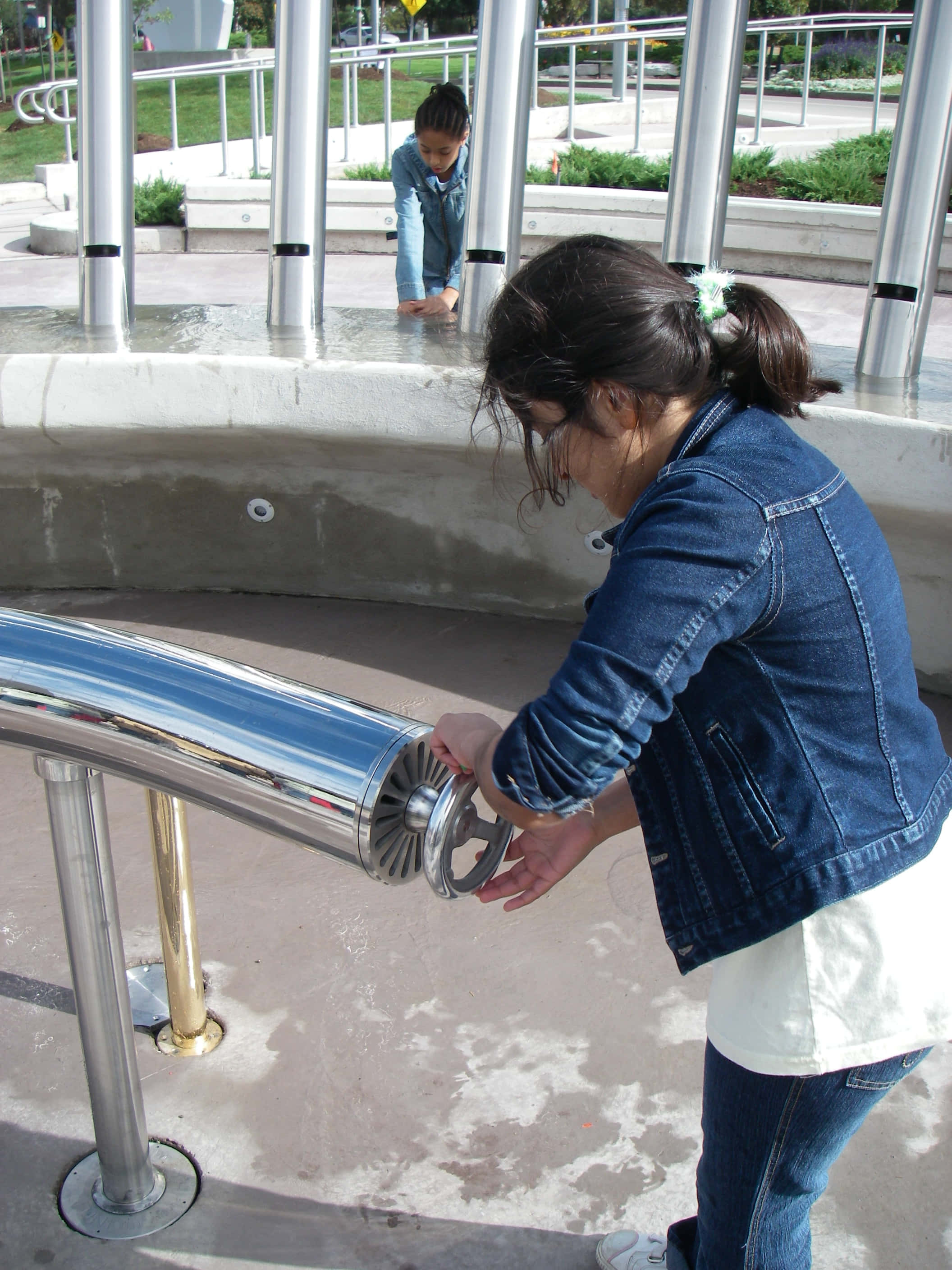 Ontario Science Centre, water exhibit, shiny metal water feature, 2K Phone Wallpaper