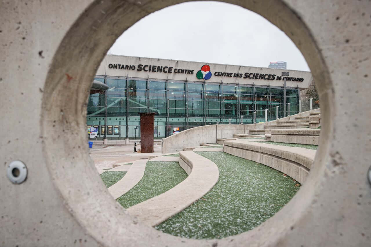 Ontario Science Centre, circular concrete aperture, modern glass facade, HD Desktop Wallpaper