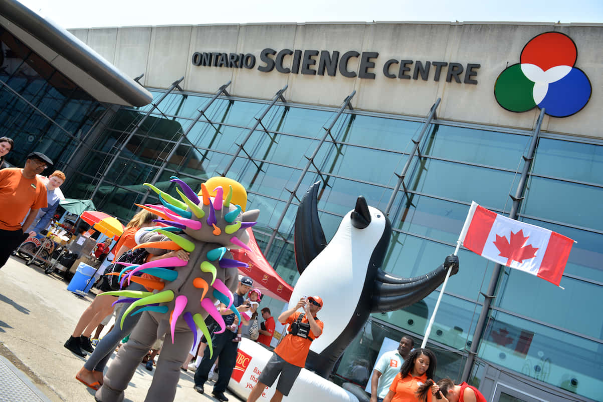 Ontario Science Centre, costumed characters, giant penguin float parade, SD Desktop Wallpaper