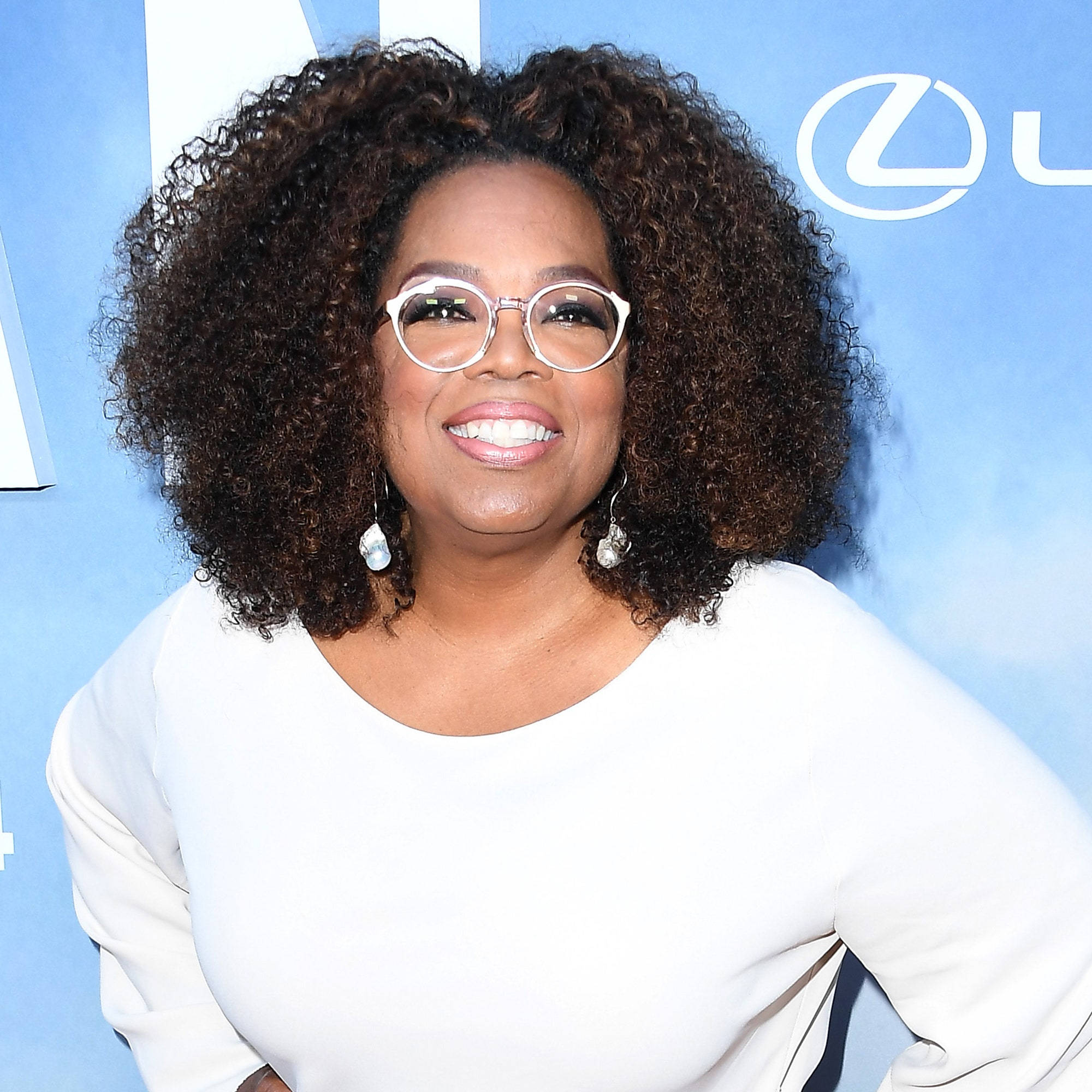 Oprah Winfrey, white glasses, curly hair, Full HD Desktop Wallpaper