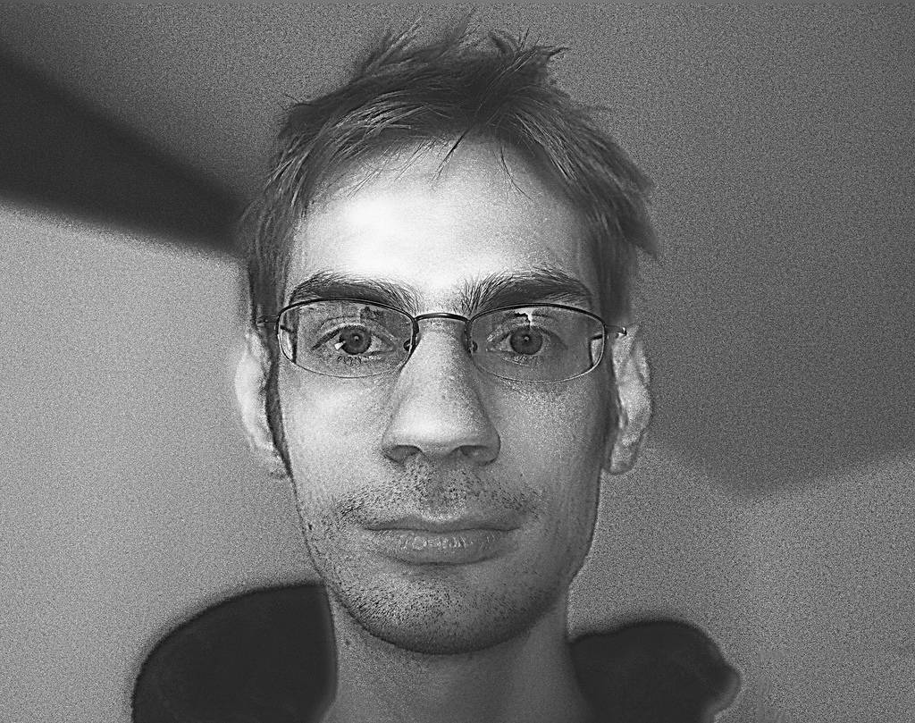 man, glasses, black and white, SD Desktop Wallpaper