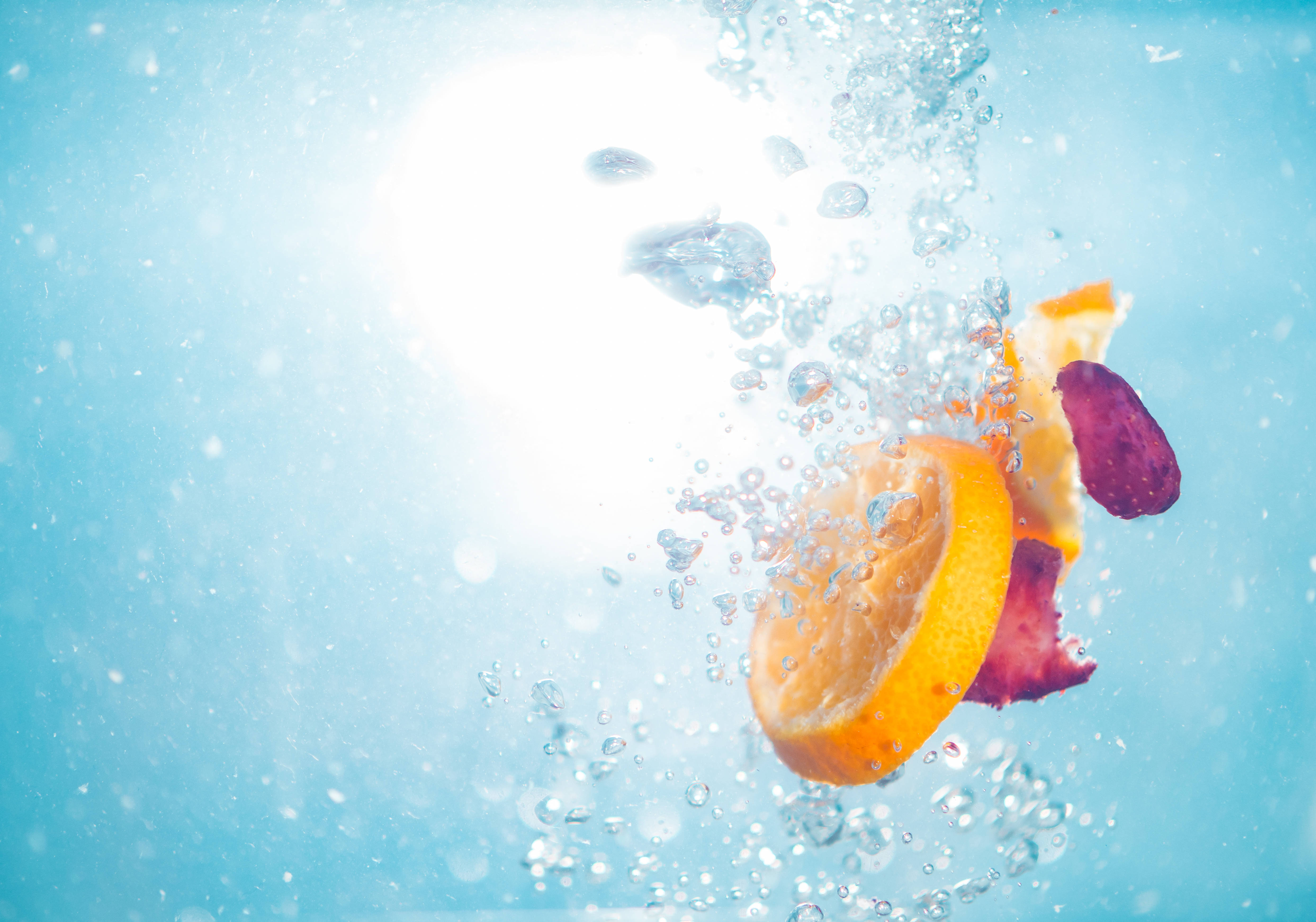 vibrant orange slice, purple fruit slice, dynamic bubbles, 4K Desktop Wallpaper