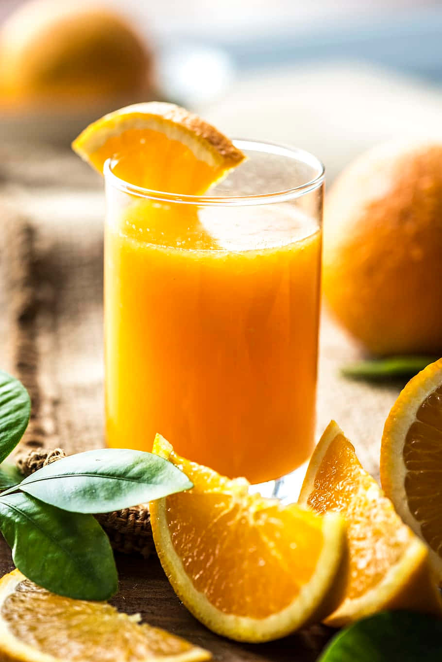 fresh orange wedges, vibrant glass of fresh orange juice, juicy segments, HD Phone Wallpaper