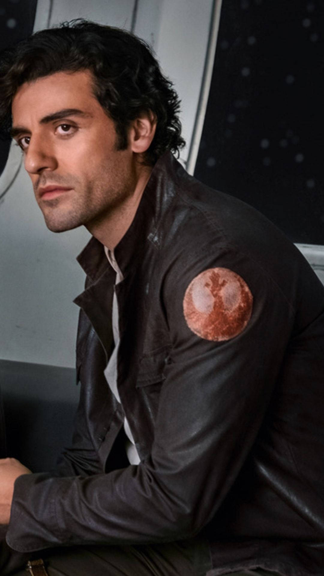 Oscar Isaac, leather jacket, red circular patch, Full HD Phone Wallpaper