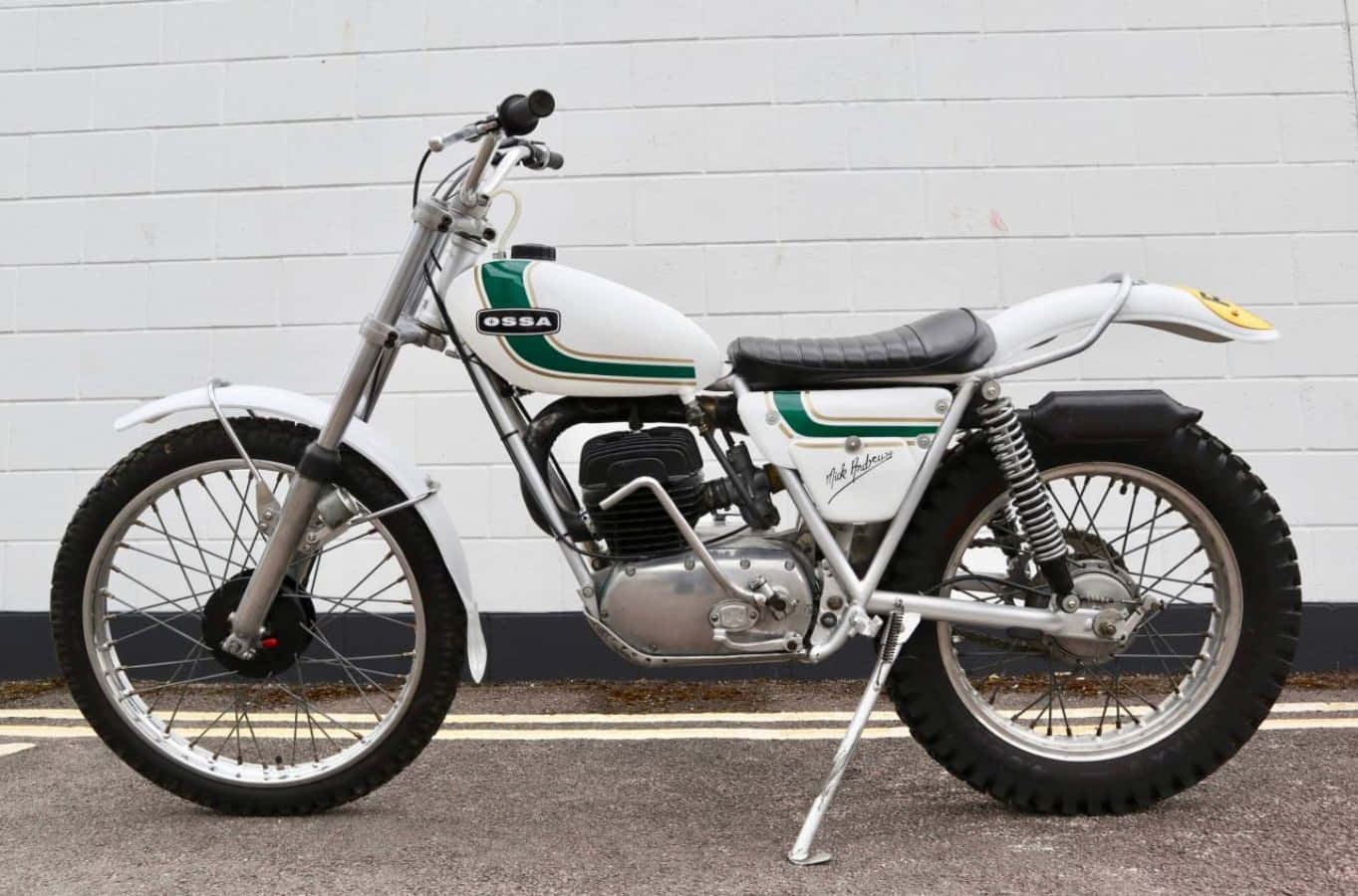 Ossa, classic ossa motorcycle, white and green, HD Desktop Wallpaper