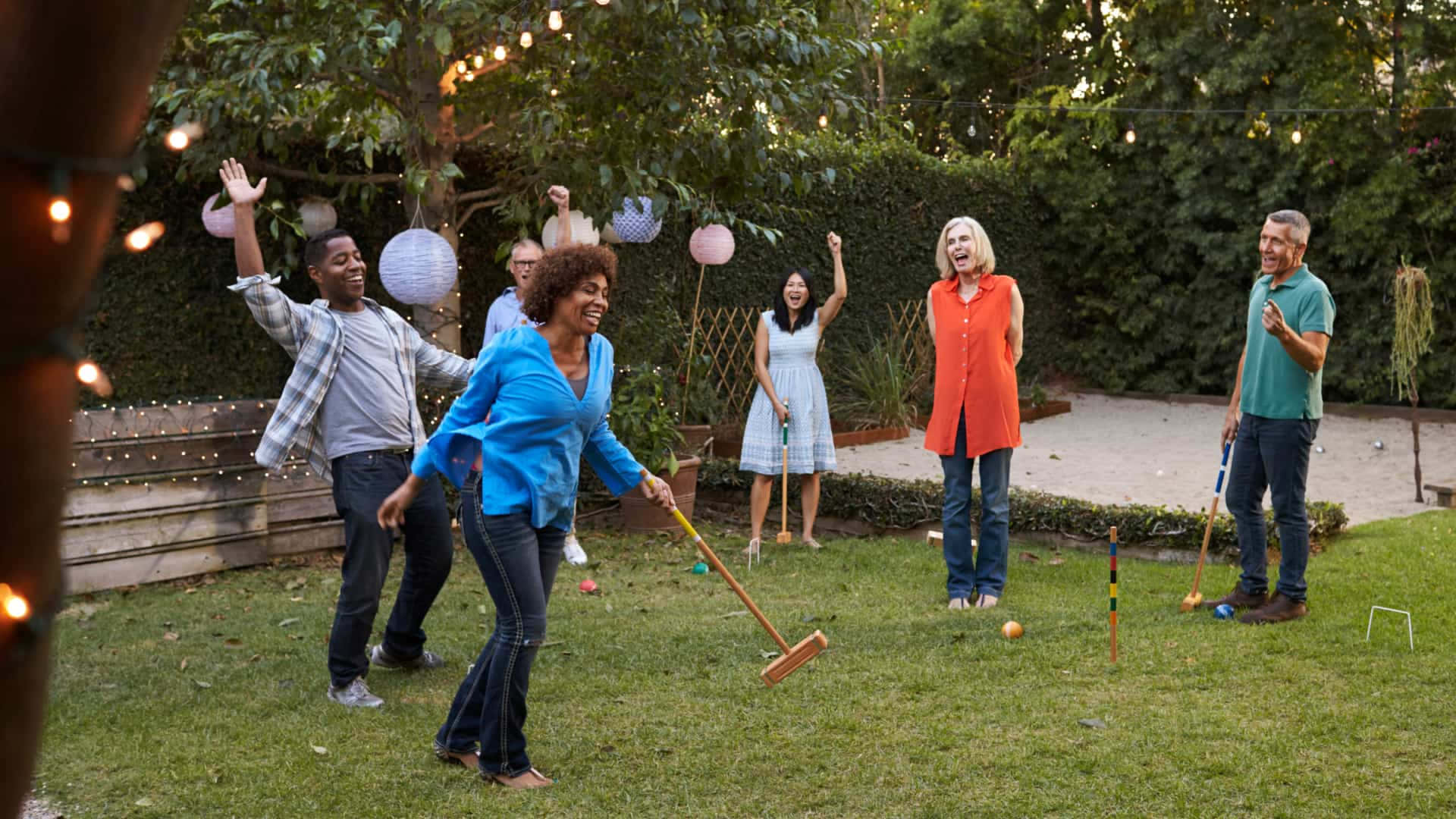 croquet, lush backyard garden, string lights, Full HD Desktop Wallpaper