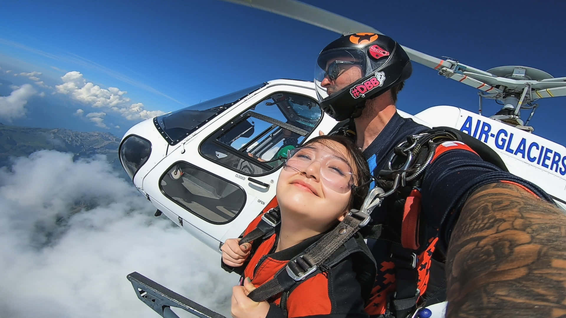 tandem skydiver, instructor, helicopter, Full HD Desktop Wallpaper