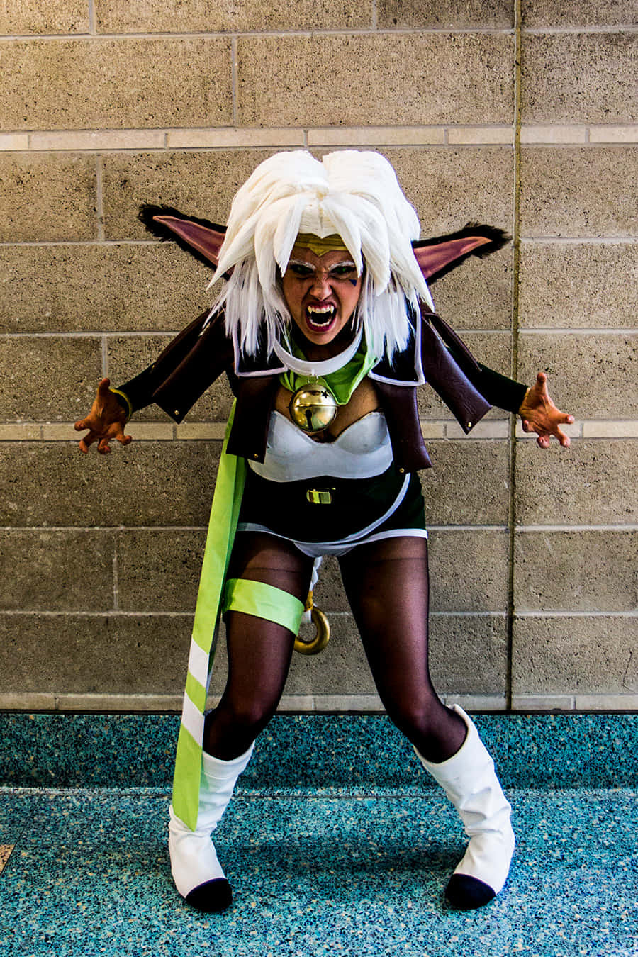 Aisha Clanclan, Outlaw Star, green white and black costume, HD Phone Wallpaper