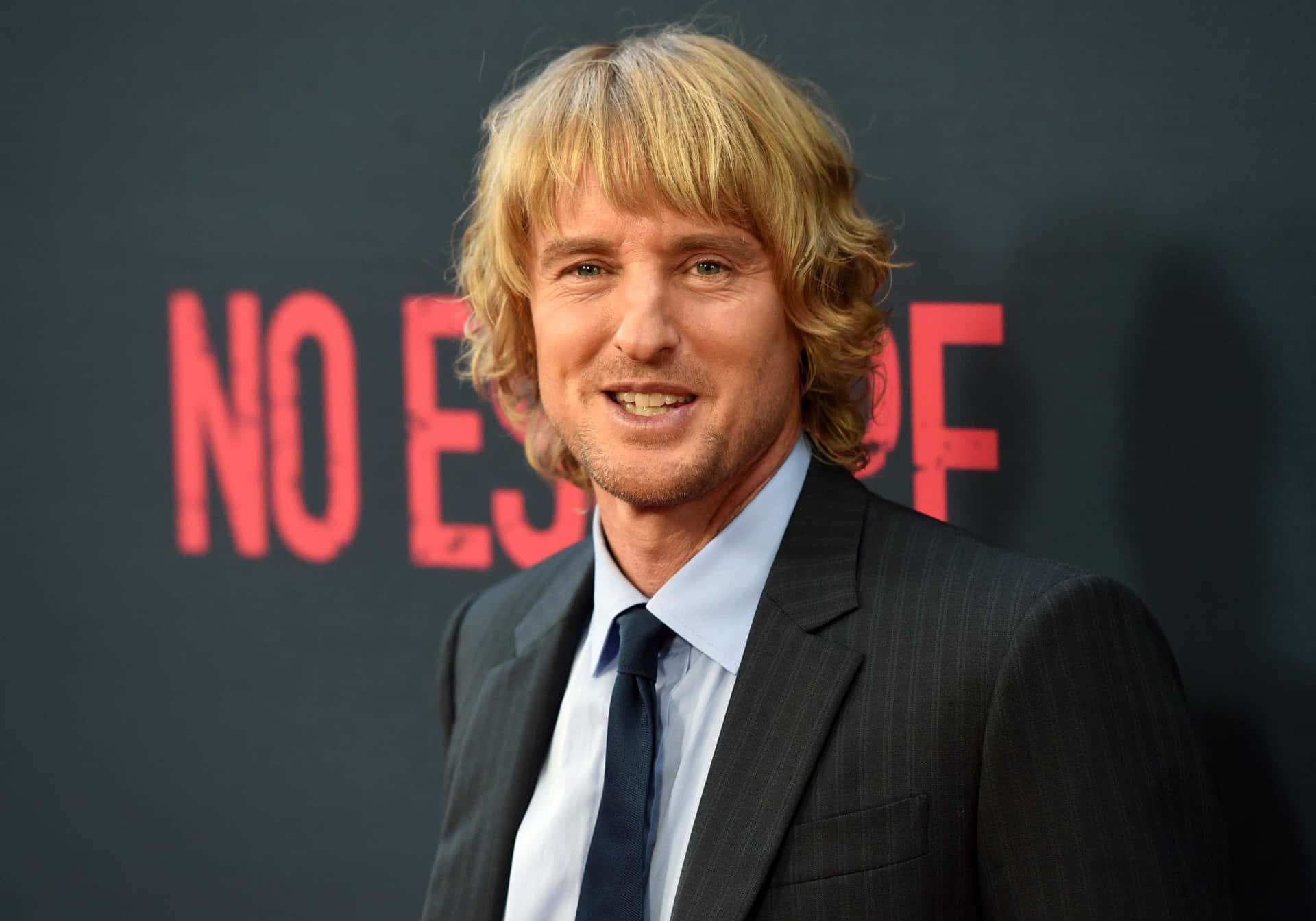Owen Wilson, blond hair, dark suit, Full HD Desktop Wallpaper