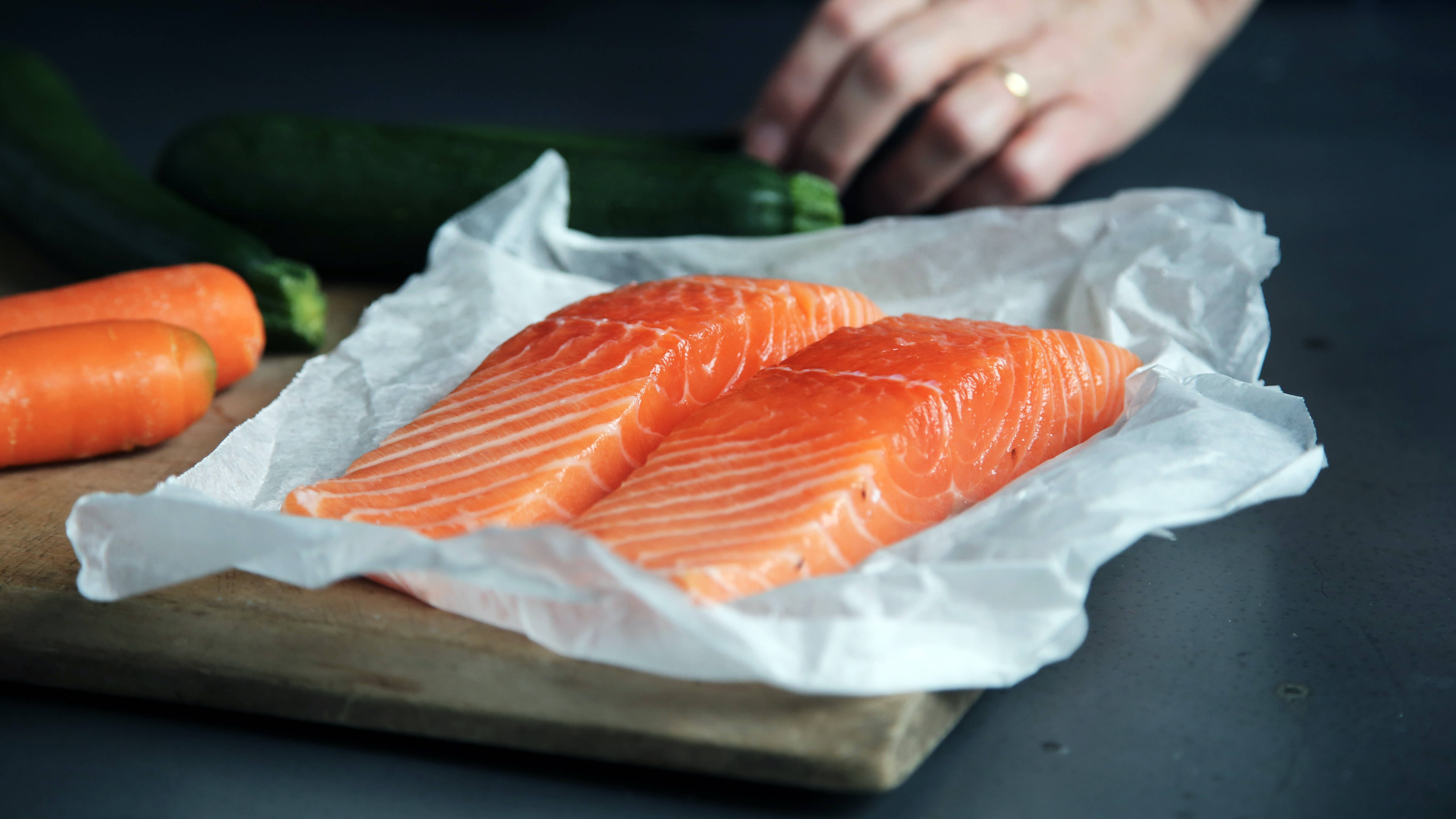 salmon fillets, parchment paper, wooden cutting board, 5K Desktop Wallpaper