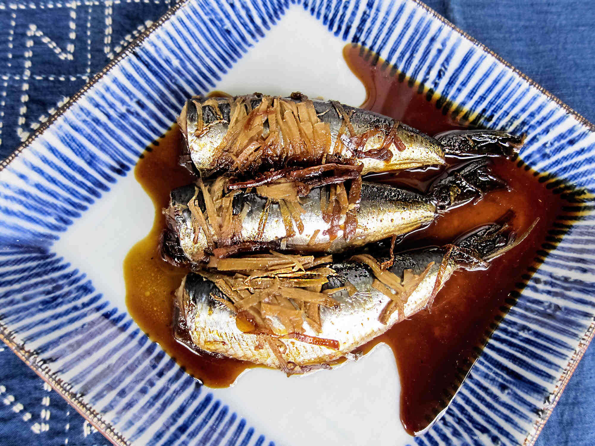 Pacific Saury, ginger soy sauce, glazed sardines, Full HD Desktop Wallpaper