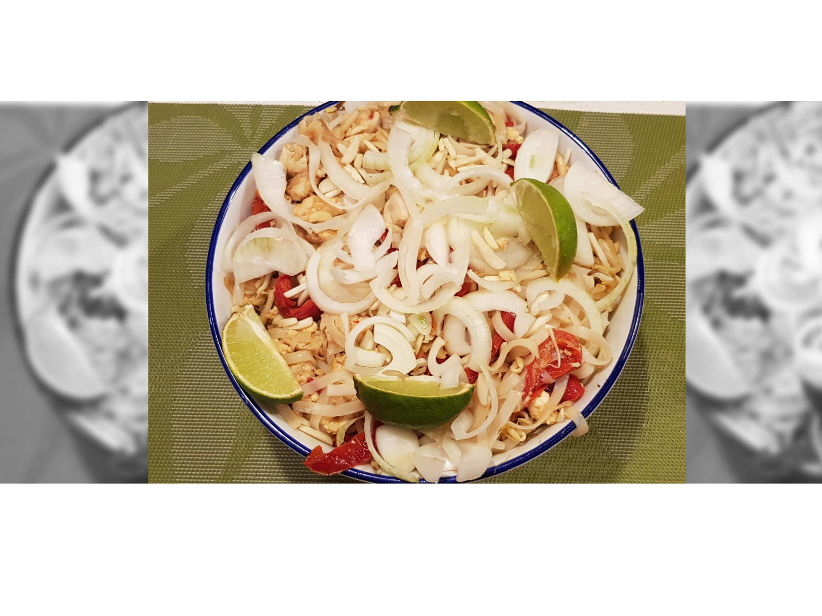 Pad Thai, white onions, lime wedges, HD Desktop Wallpaper