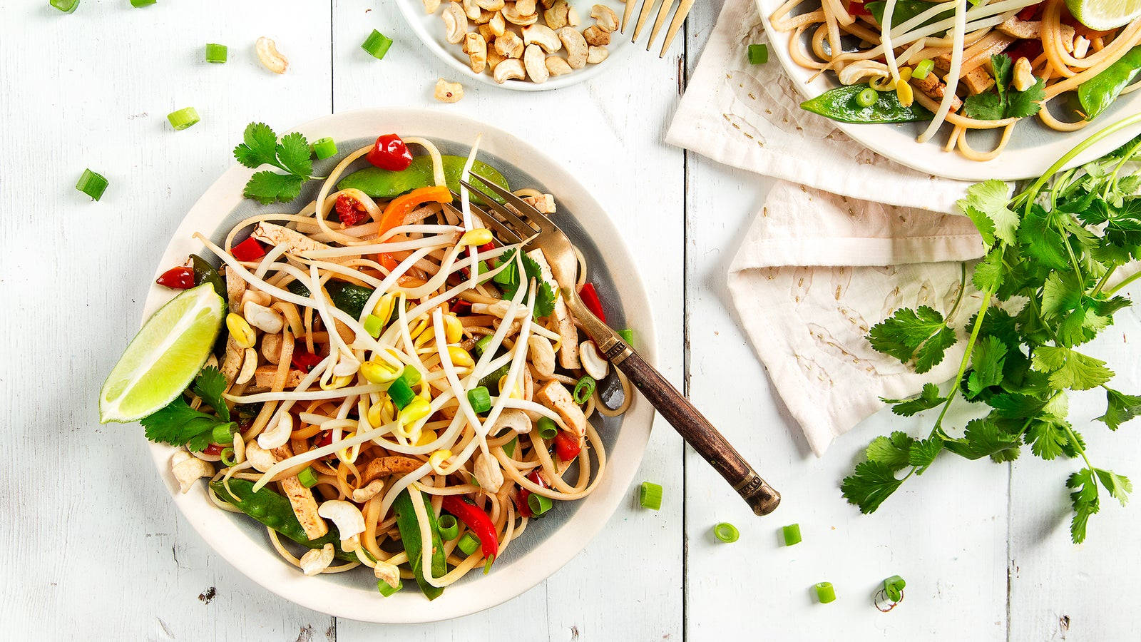 Pad Thai, scallions, bean sprouts, HD Desktop Wallpaper
