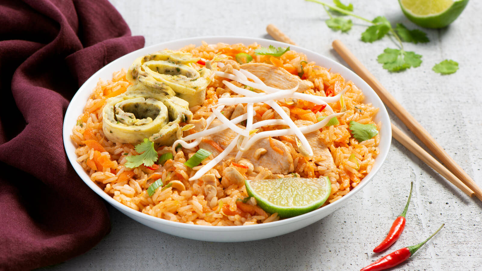 Pad Thai, Thai chicken fried rice, rolled omelet bean sprouts, HD Desktop Wallpaper