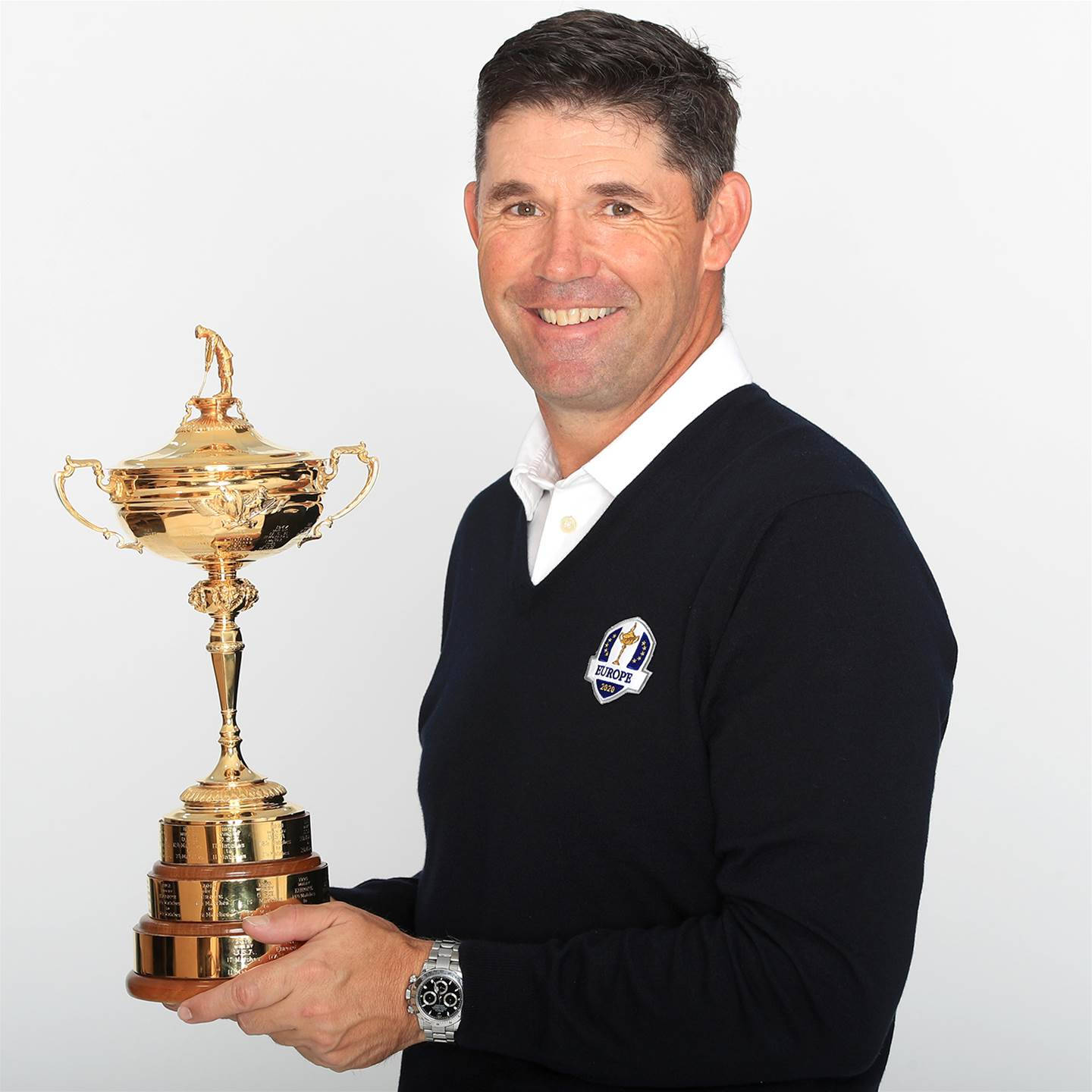 Padraig Harrington, golden trophy, dark sweater, HD Desktop Wallpaper