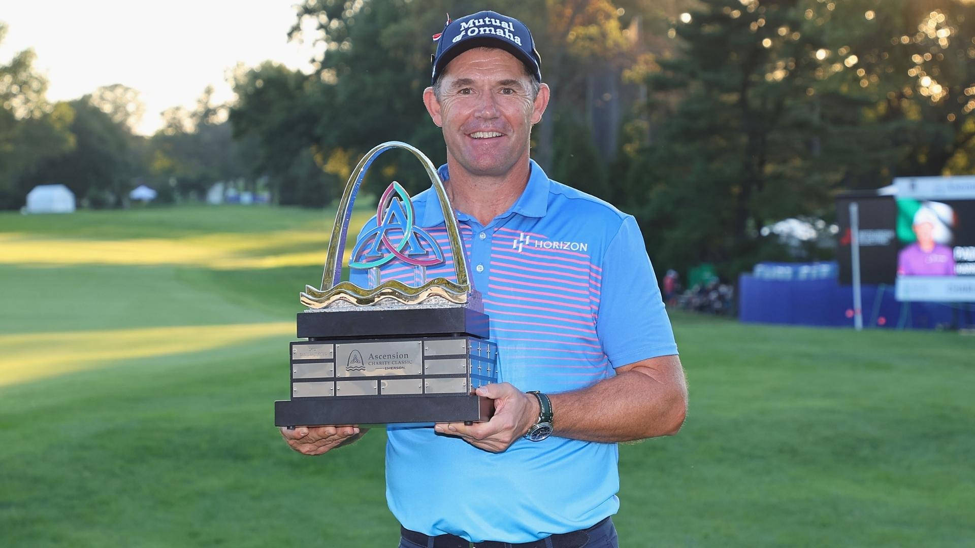 Padraig Harrington, blue shirt, large ornate trophy, Full HD Desktop Wallpaper
