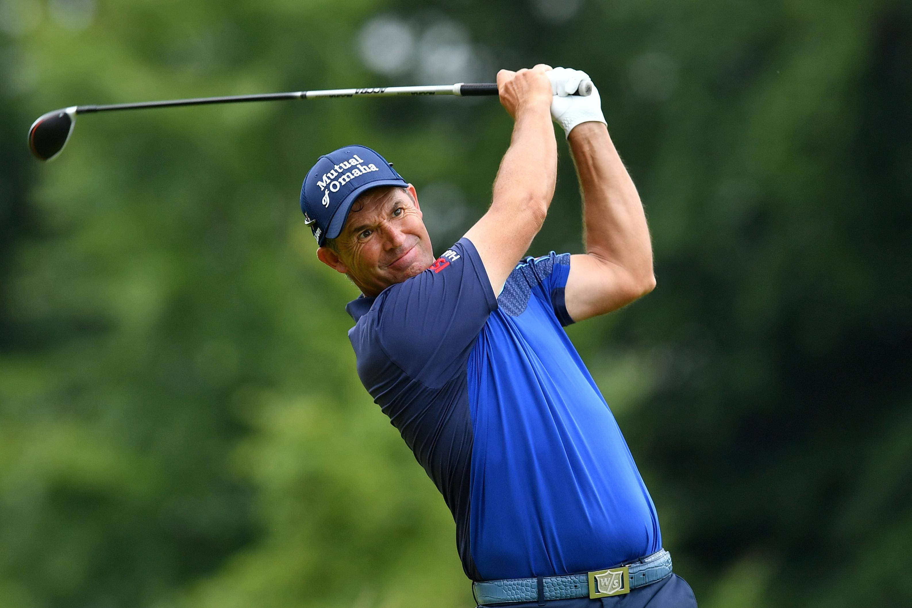 Padraig Harrington, blue shirt, cap, 2K Desktop Wallpaper