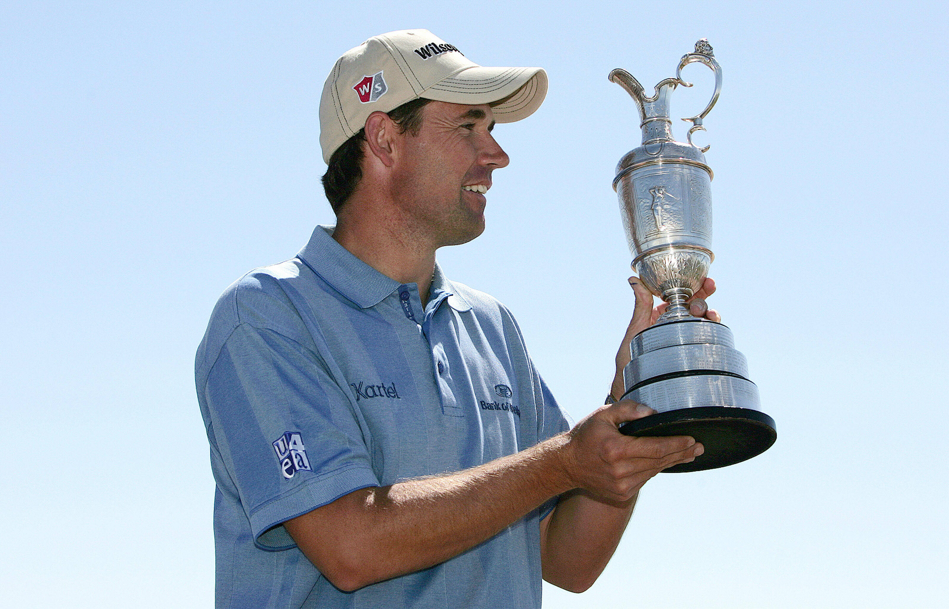 Padraig Harrington, blue polo, blue cap, 2K Desktop Wallpaper